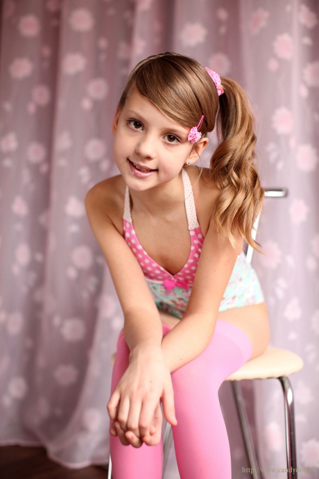 [Image: 8d4dfbdf9e4641fb1e433.jpg]