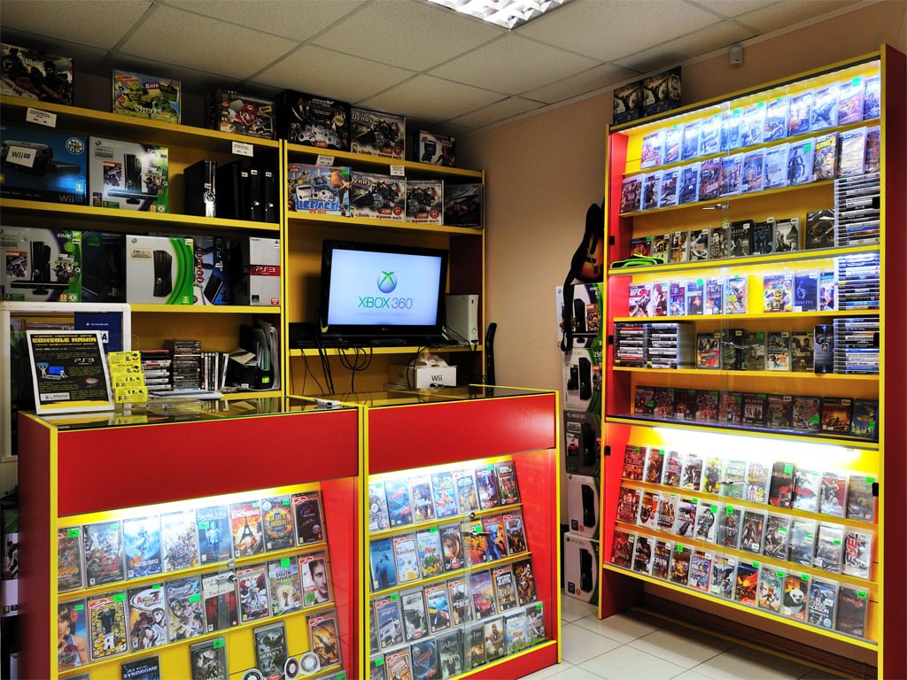 Games play shop. Магазин игровых приставок. Игры витрина. Игра "магазин". Магазин игровых дисков.