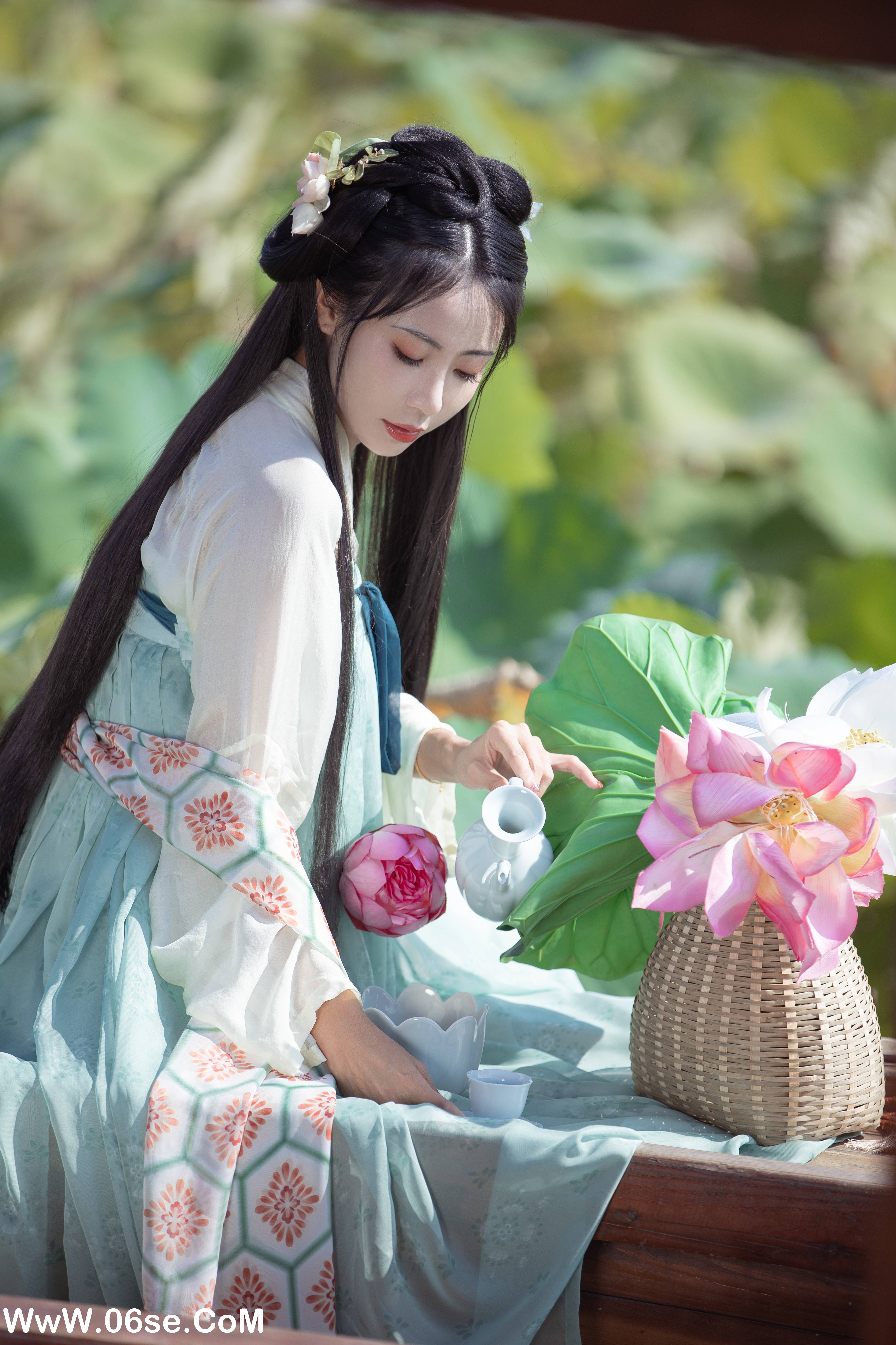 图片[9]-[YITUYU艺图语]2022.11.15 荷芰 酸辣粉[30+1P／290MB]-六色网