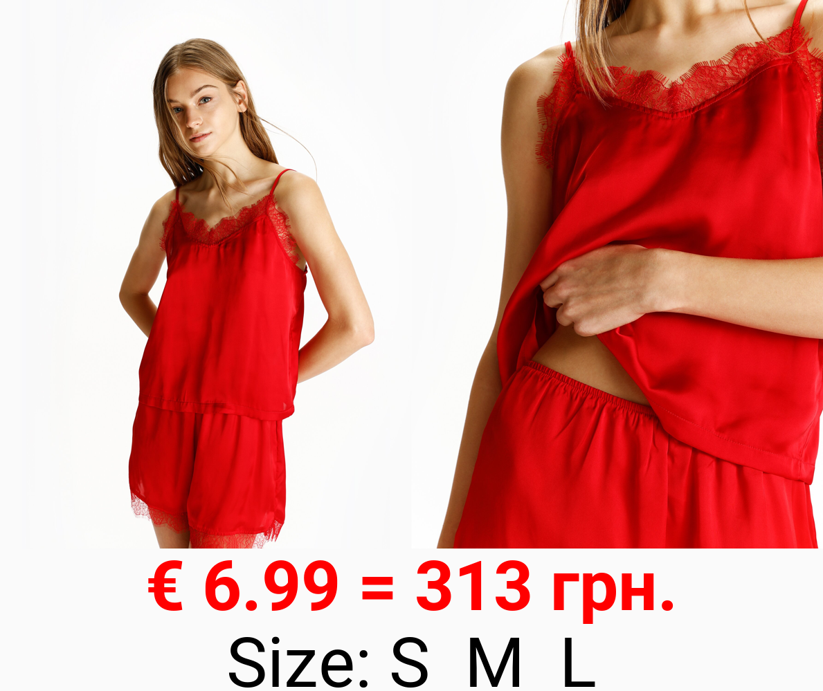 Two-piece pyjama set with lace