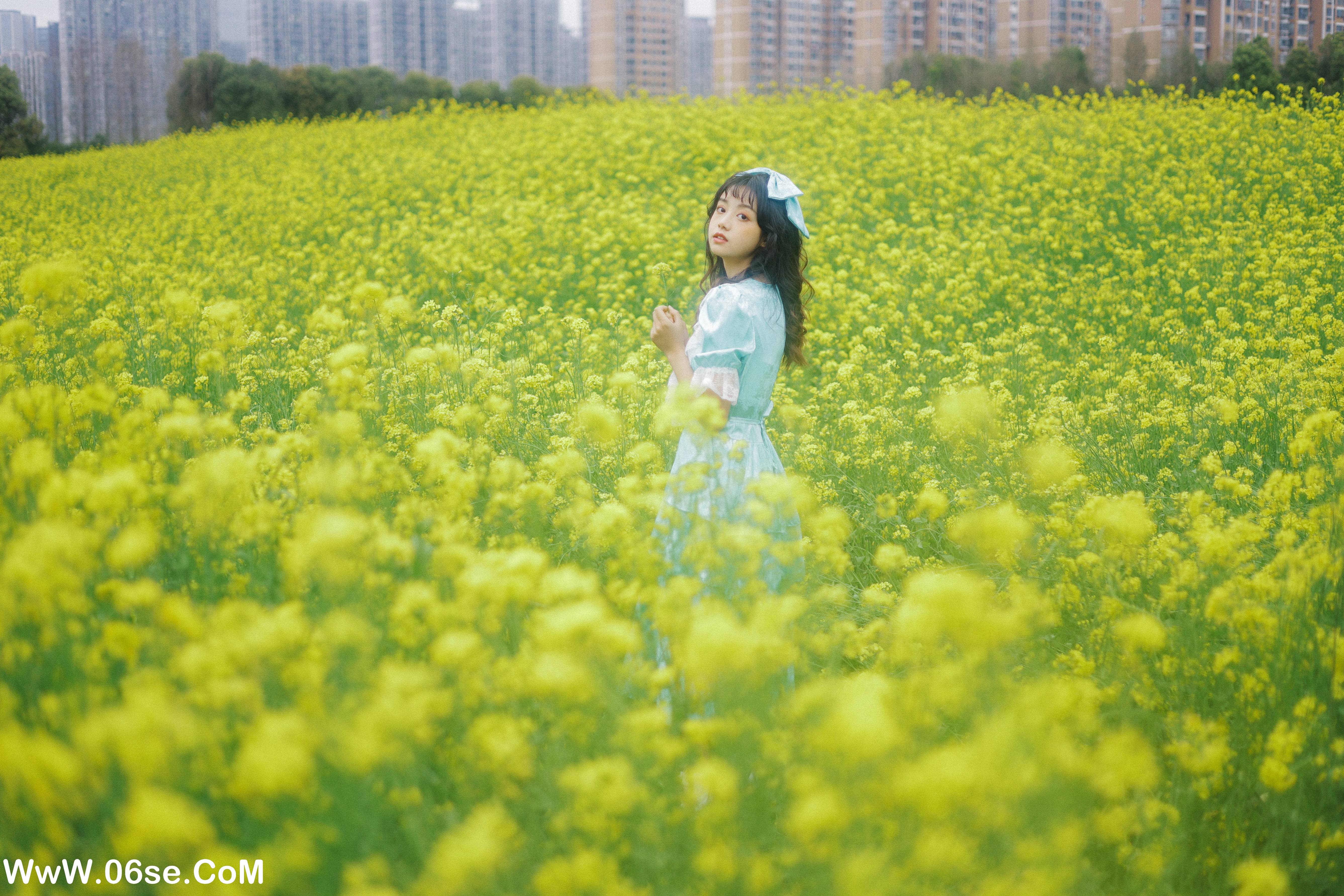 图片[16]-[YITUYU艺图语]2022.05.26 黄色花海 芊芊[24P-263.85MB]-六色网
