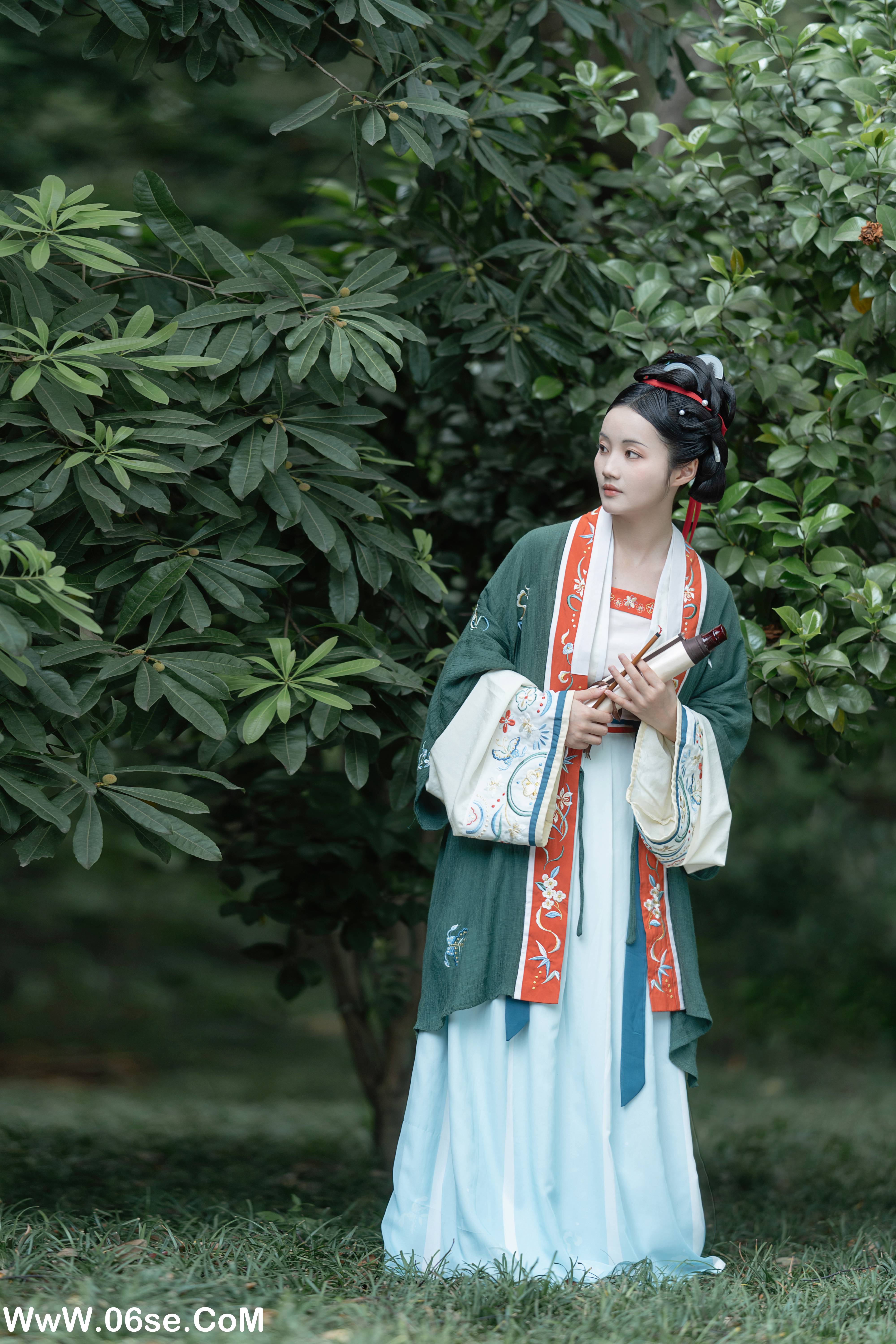图片[24]-[YITUYU艺图语]2022.10.31 画莫叶 默默[25+1P／272MB]-六色网