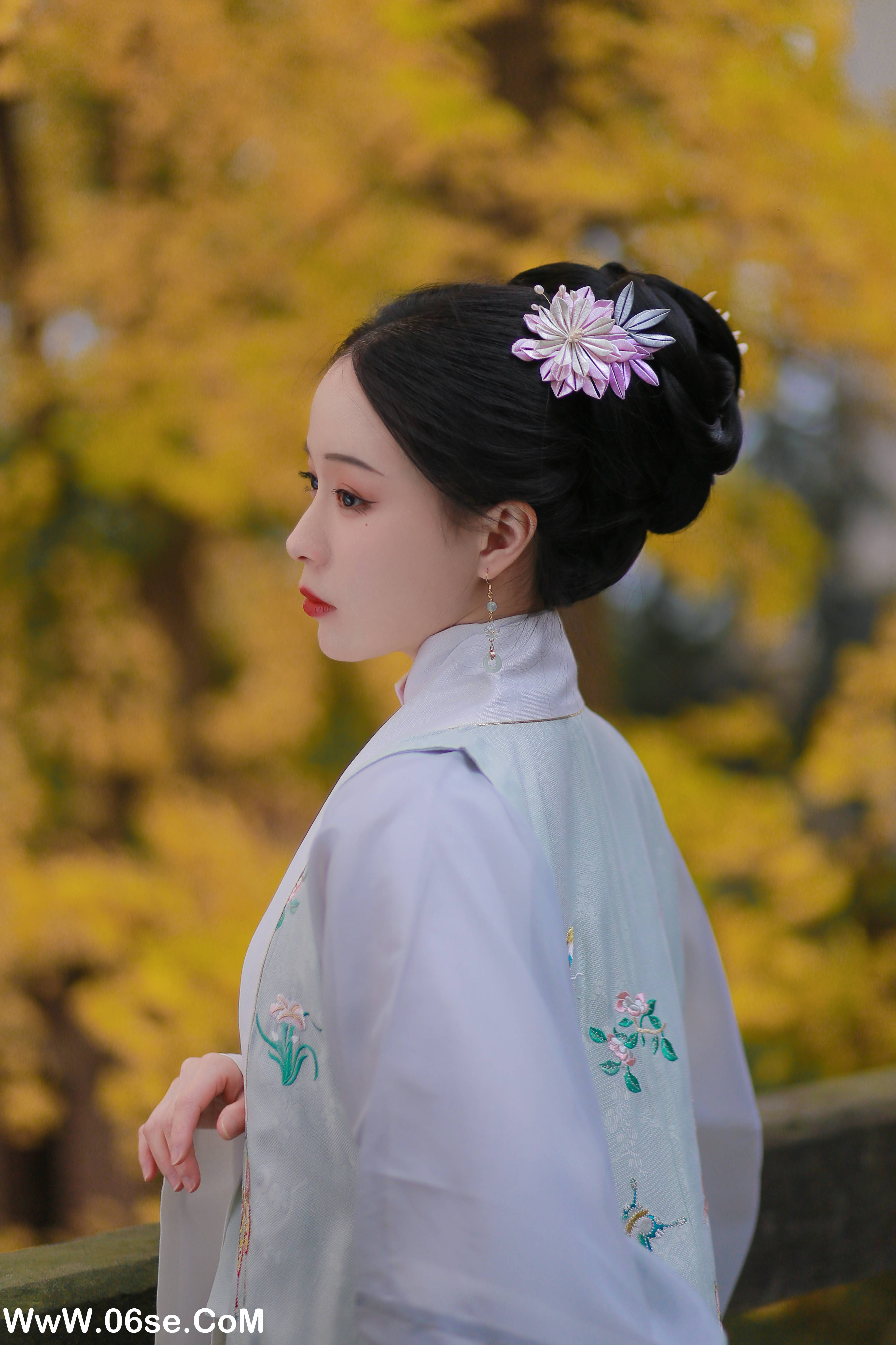 图片[34]-[YITUYU艺图语]2022.02.17 银杏歌 花泽阮阮[34+1P／353MB]-六色网