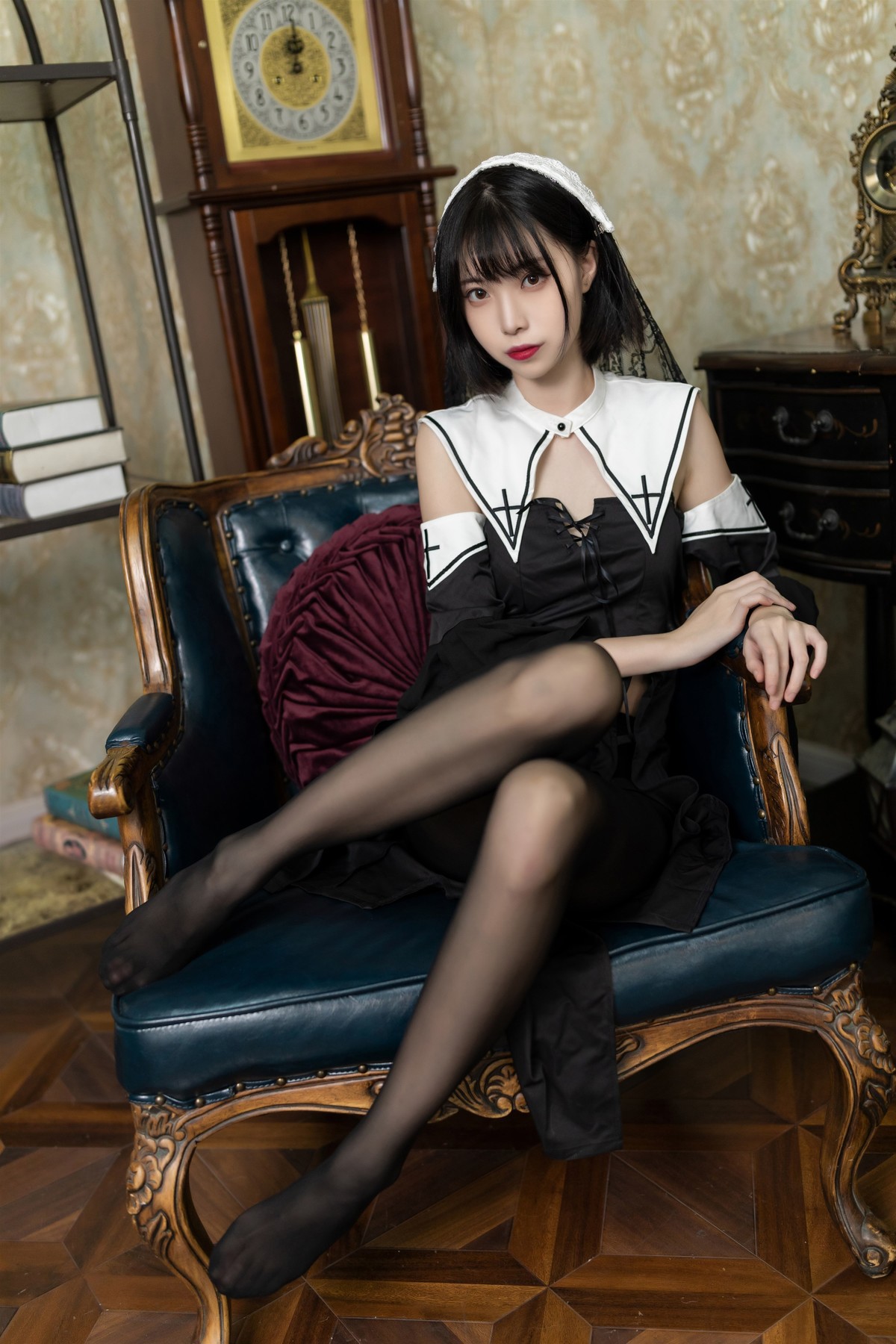 Cosplay 许岚 叁月life 暗黑修女 22