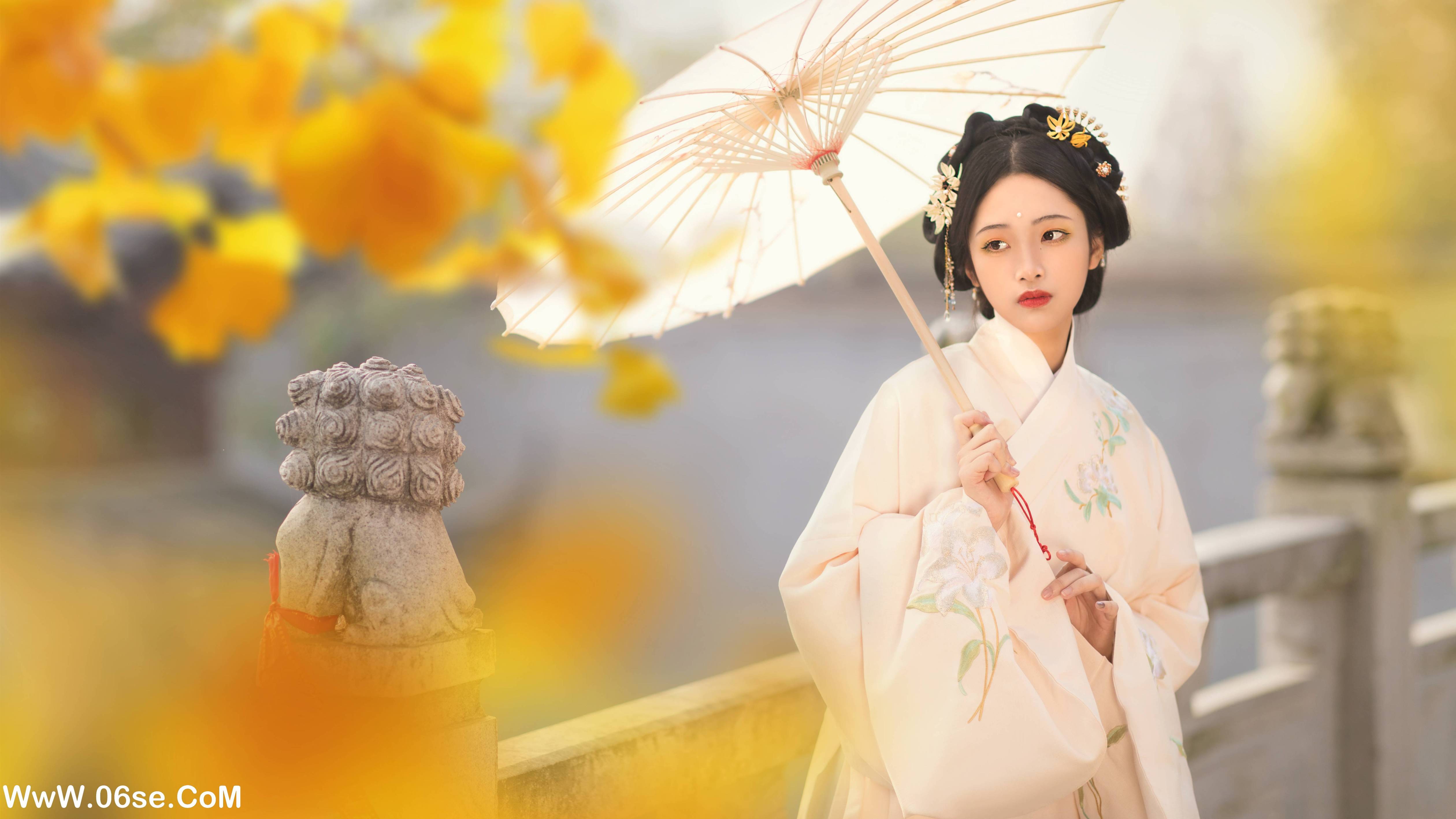 图片[12]-[YITUYU艺图语]2022.12.28 始觉秋风还 是蝶绪咩[19+1P／173MB]-六色网