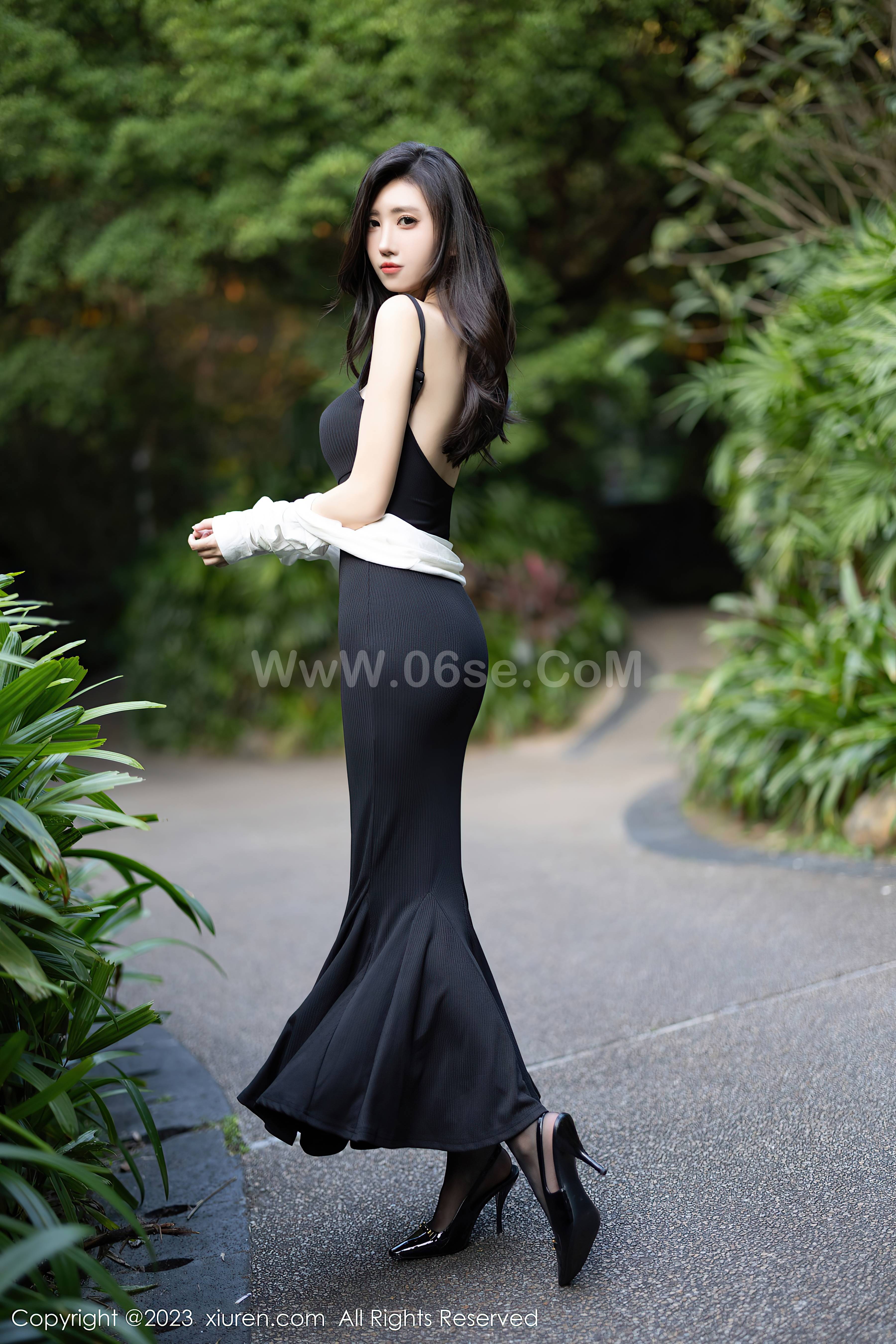 图片[15]-[Xiuren秀人网]2023.12.19 NO.7830 章芃芃[80+1P／685MB]-六色网