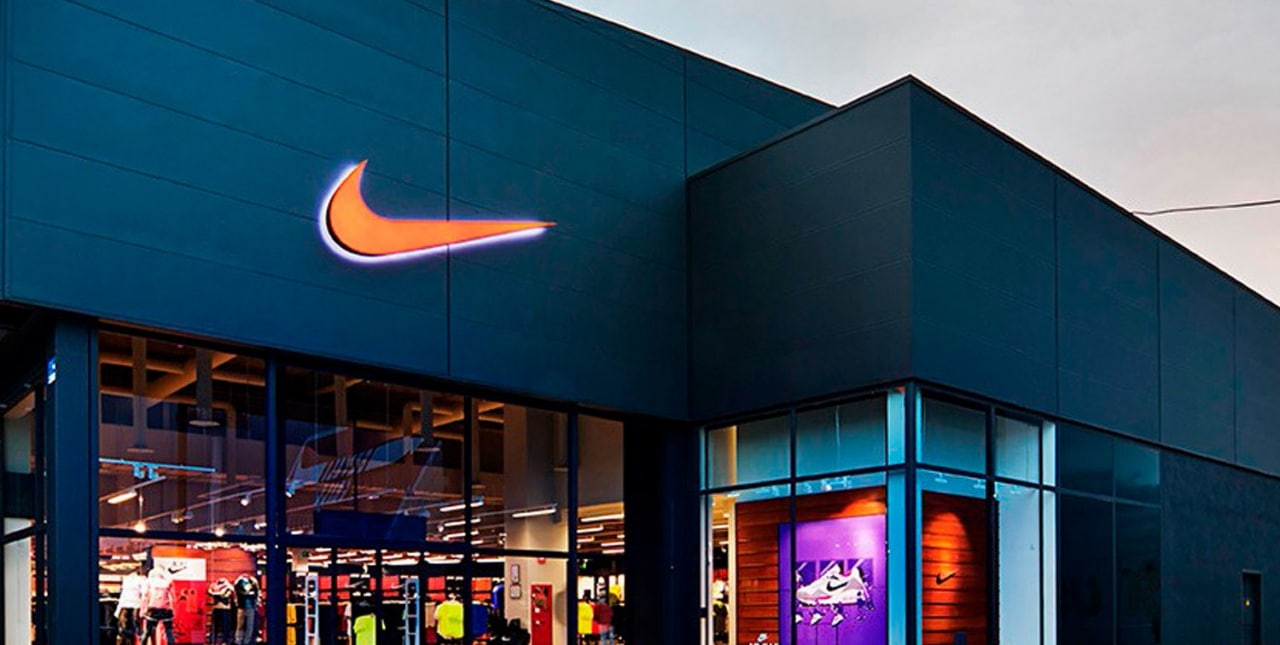 Найк выпустят. Nike Store. Найк Немига. Nike Company Store. Produkciya Nike.