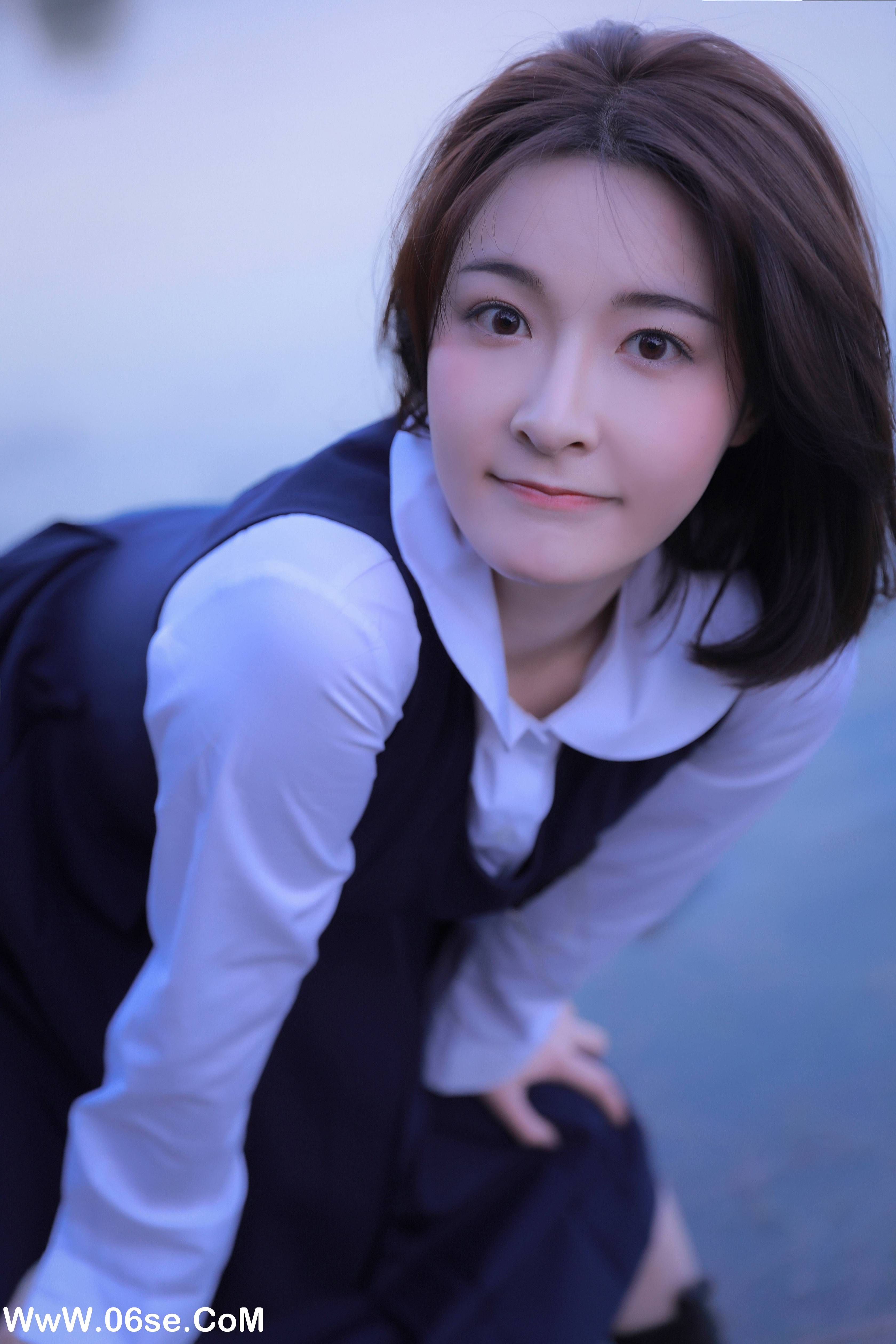 图片[5]-[YITUYU艺图语]2022.06.29 海边JK 君君[20P-294.3M]-六色网