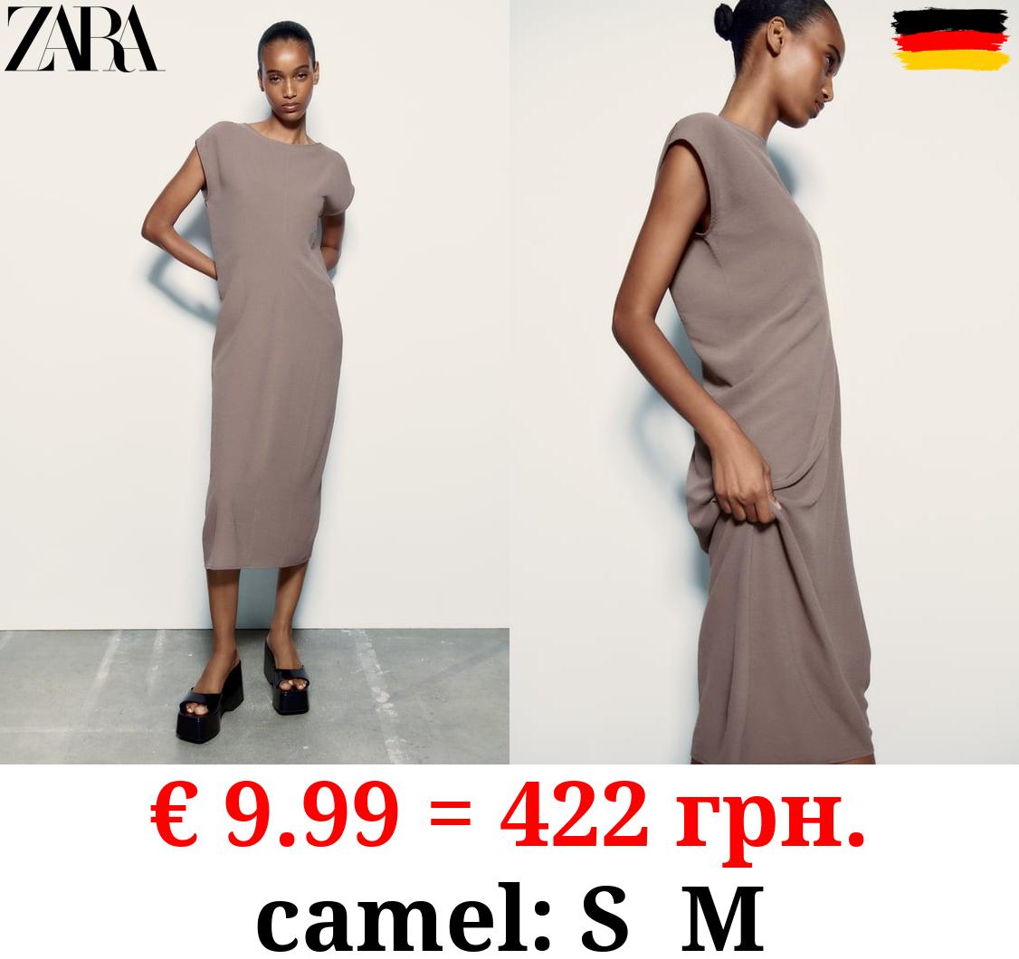 MINIMALIST T-SHIRT DRESS