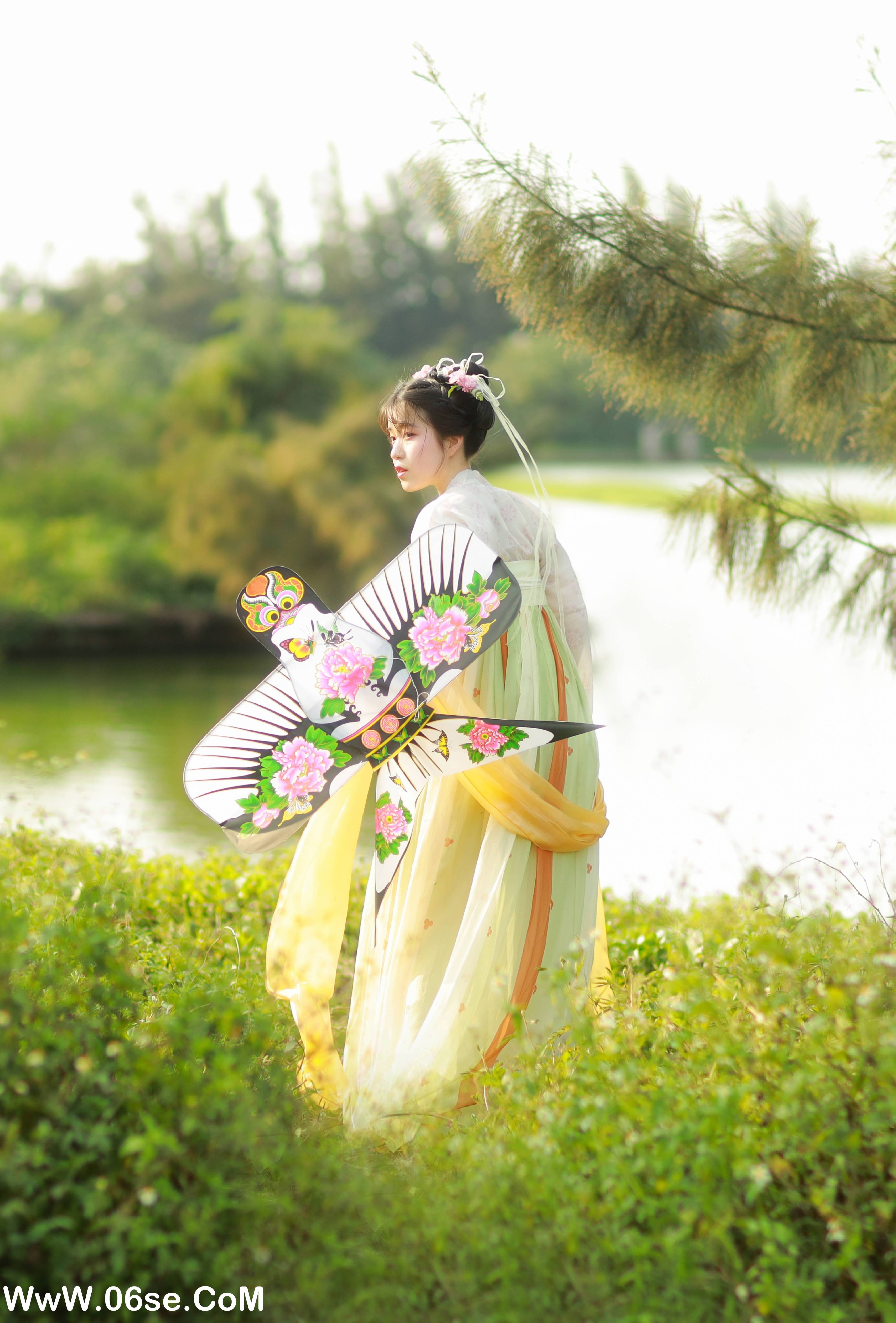 图片[19]-[YITUYU艺图语]2022.06.11 夏日少女 我超白_[27P-334.45MB]-六色网