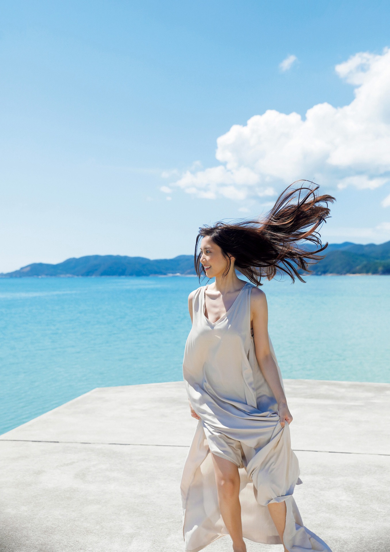 佐野ひなこ写真集「COLORS」 週プレ PHOTO BOOK 145P 59