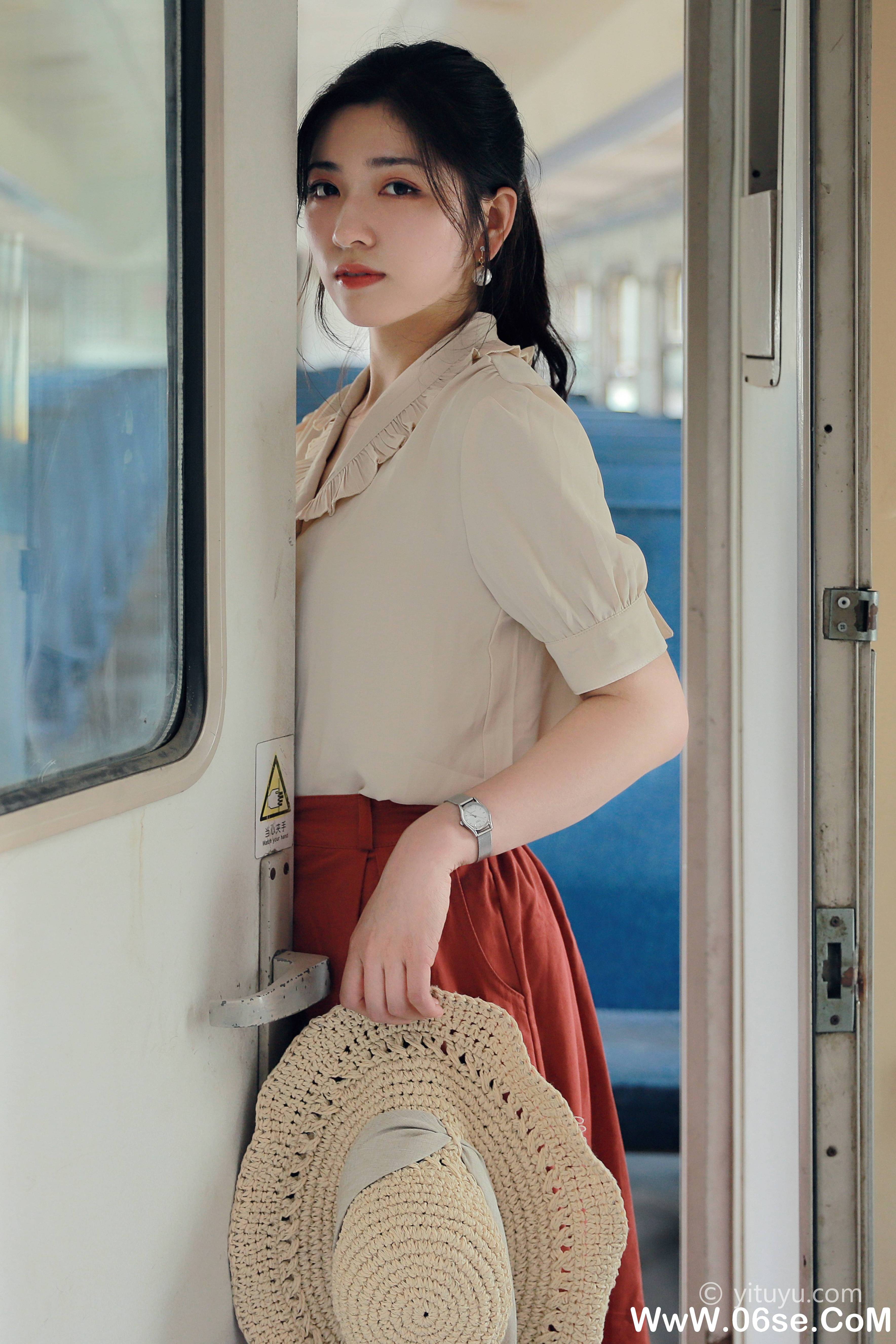图片[12]-[YITUYU艺图语]2021.04.14 远方 HANA[24+1P／539MB]-六色网