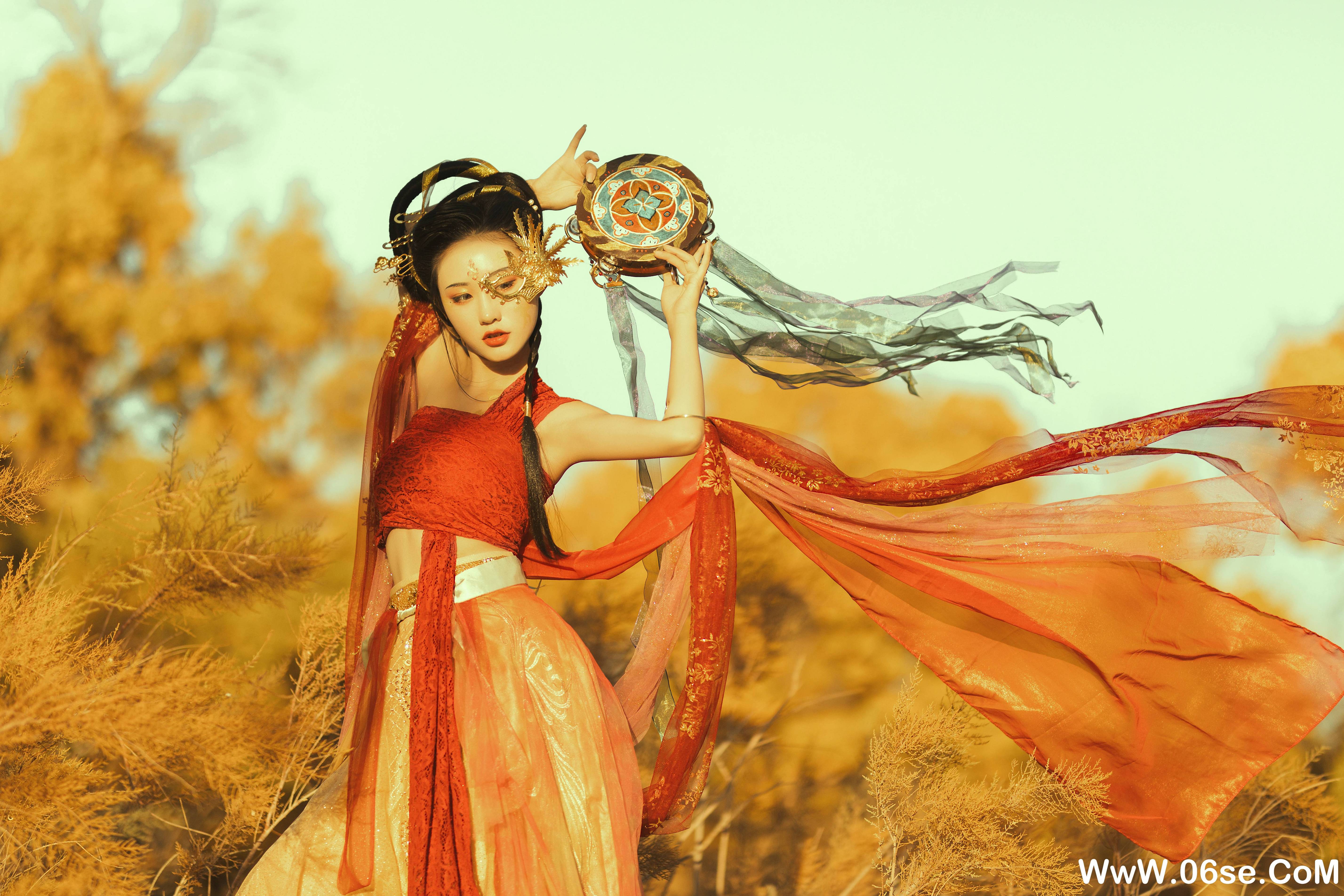 图片[24]-[YITUYU艺图语]2021.08.28 胡杨之女 付兮子[34+1P／685MB]-六色网
