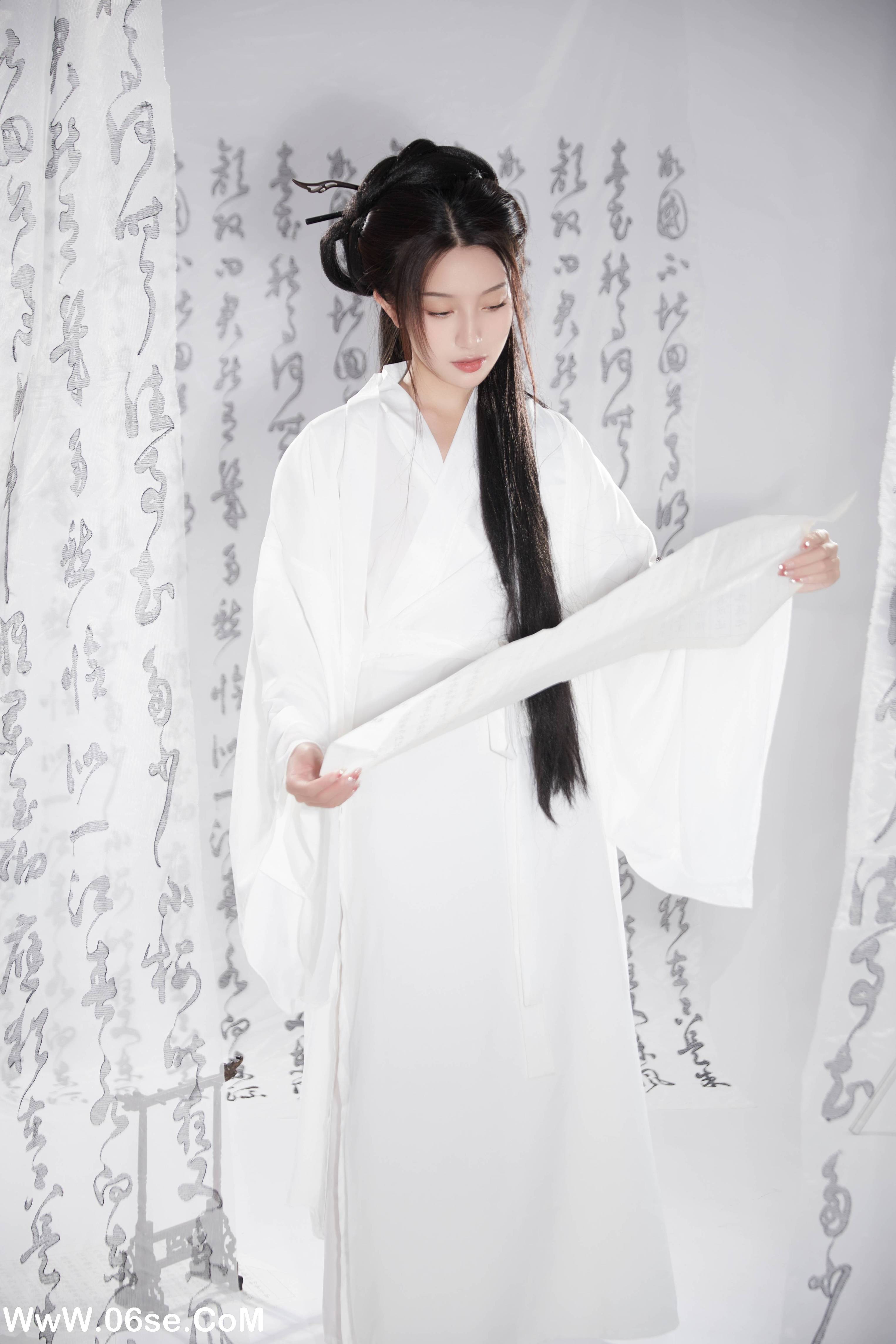 图片[26]-[YITUYU艺图语]2022.10.11 无关风月 柠萌婧啊[39+1P／394MB]-六色网