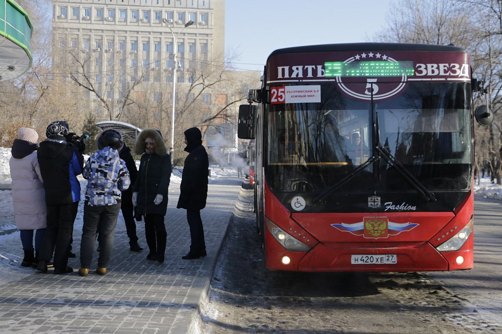 Температурный режим ниже нормы зафиксирован в автобусах Хабаровска