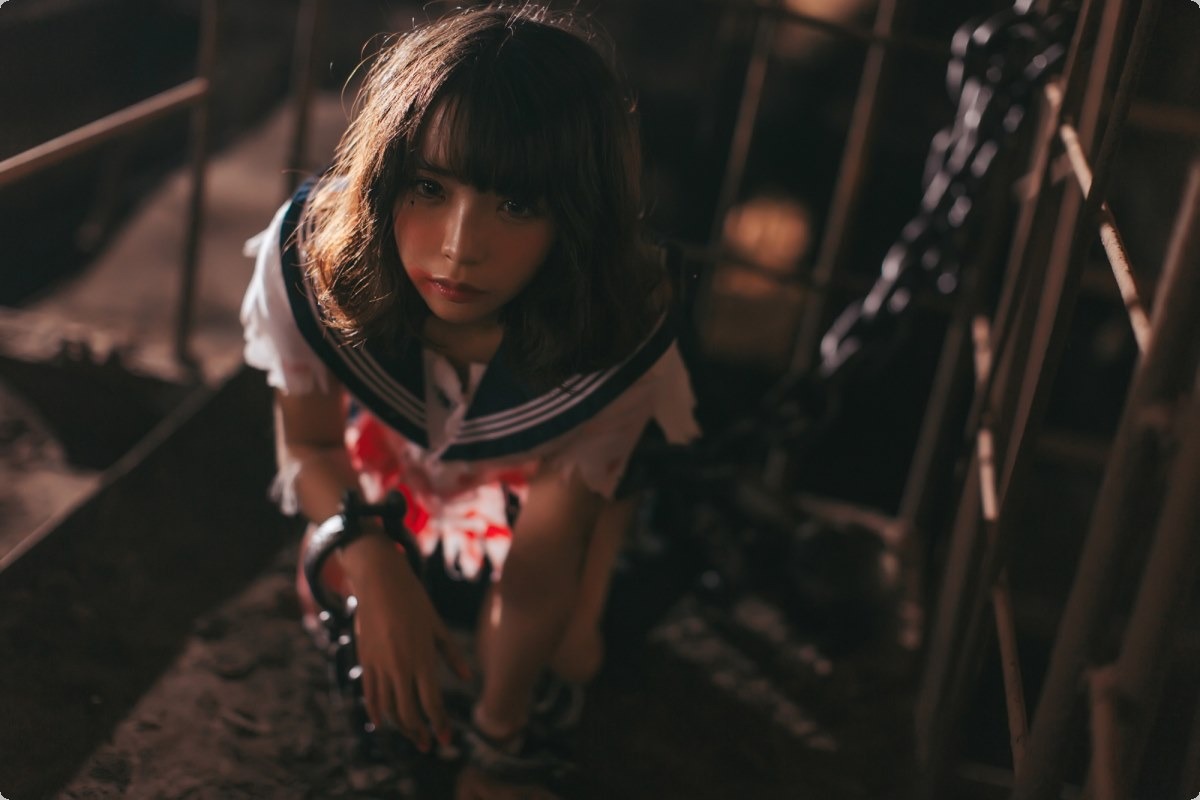 [Cos]疯猫ss- 被囚禁的少女[44P] 28
