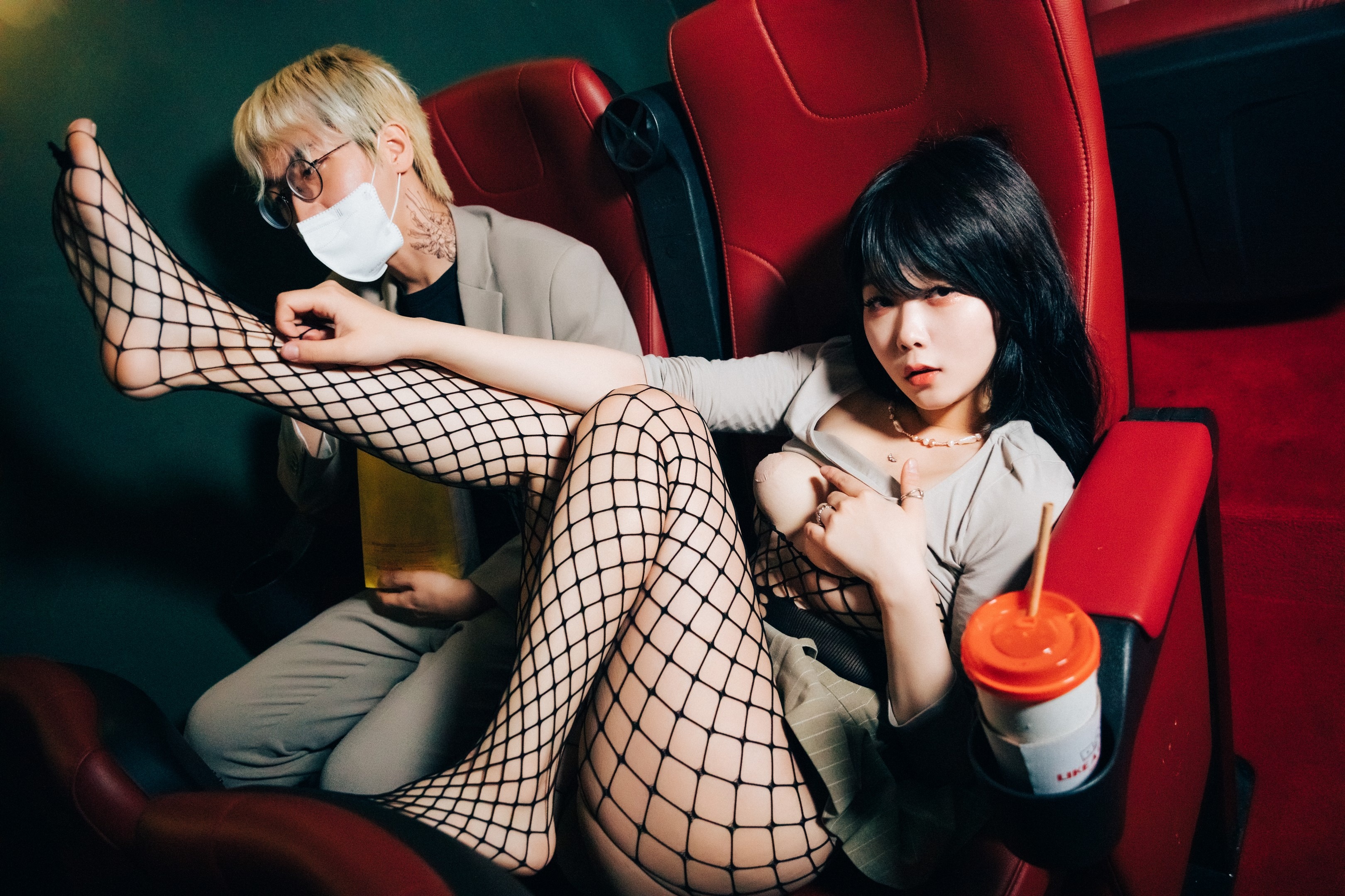 [LOOZY] Zia - xxx in the theater S.Ver 82