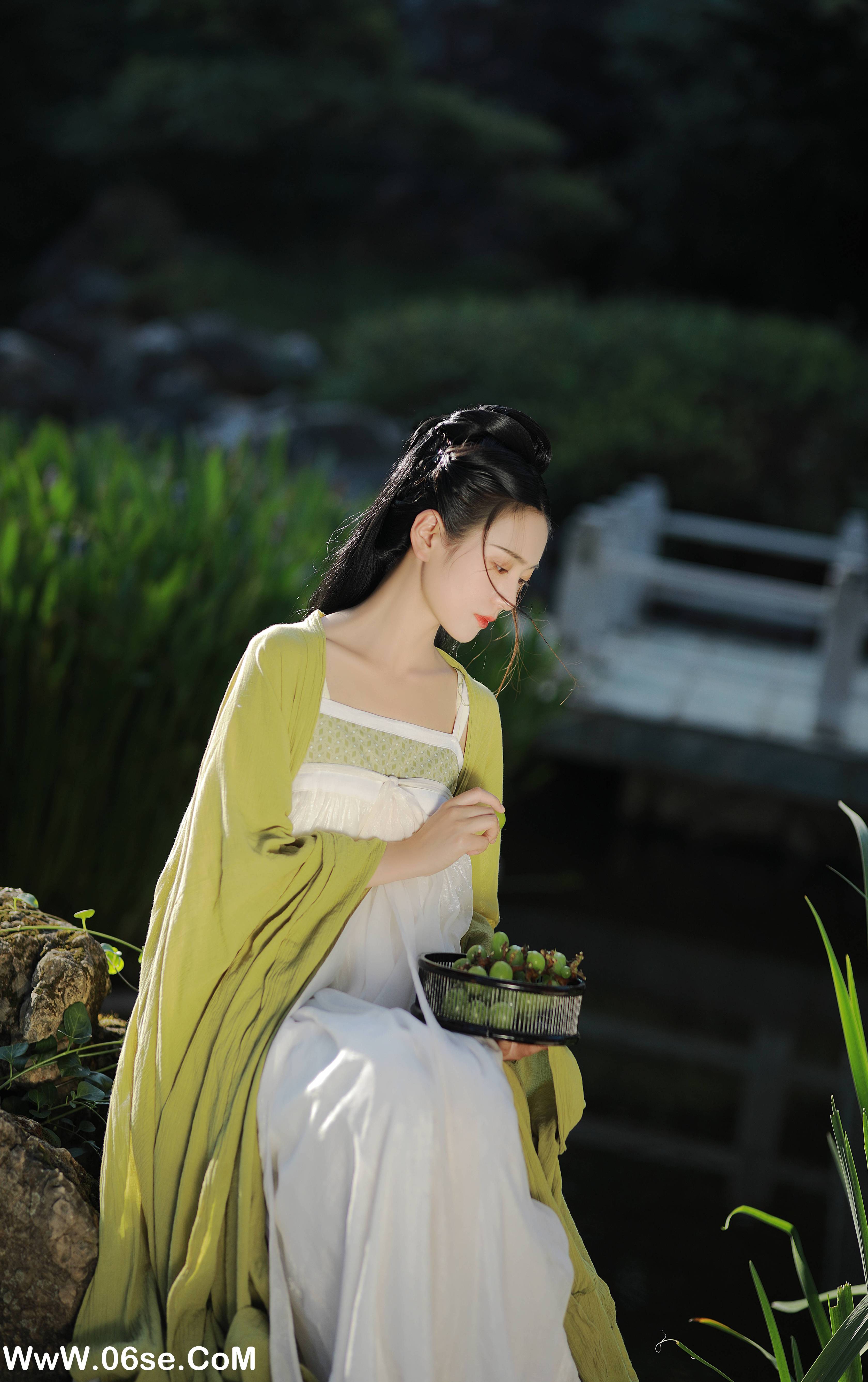 图片[8]-[YITUYU艺图语]2022.10.10 何来人间一惊鸿 瑜瑾[24+1P／495MB]-六色网