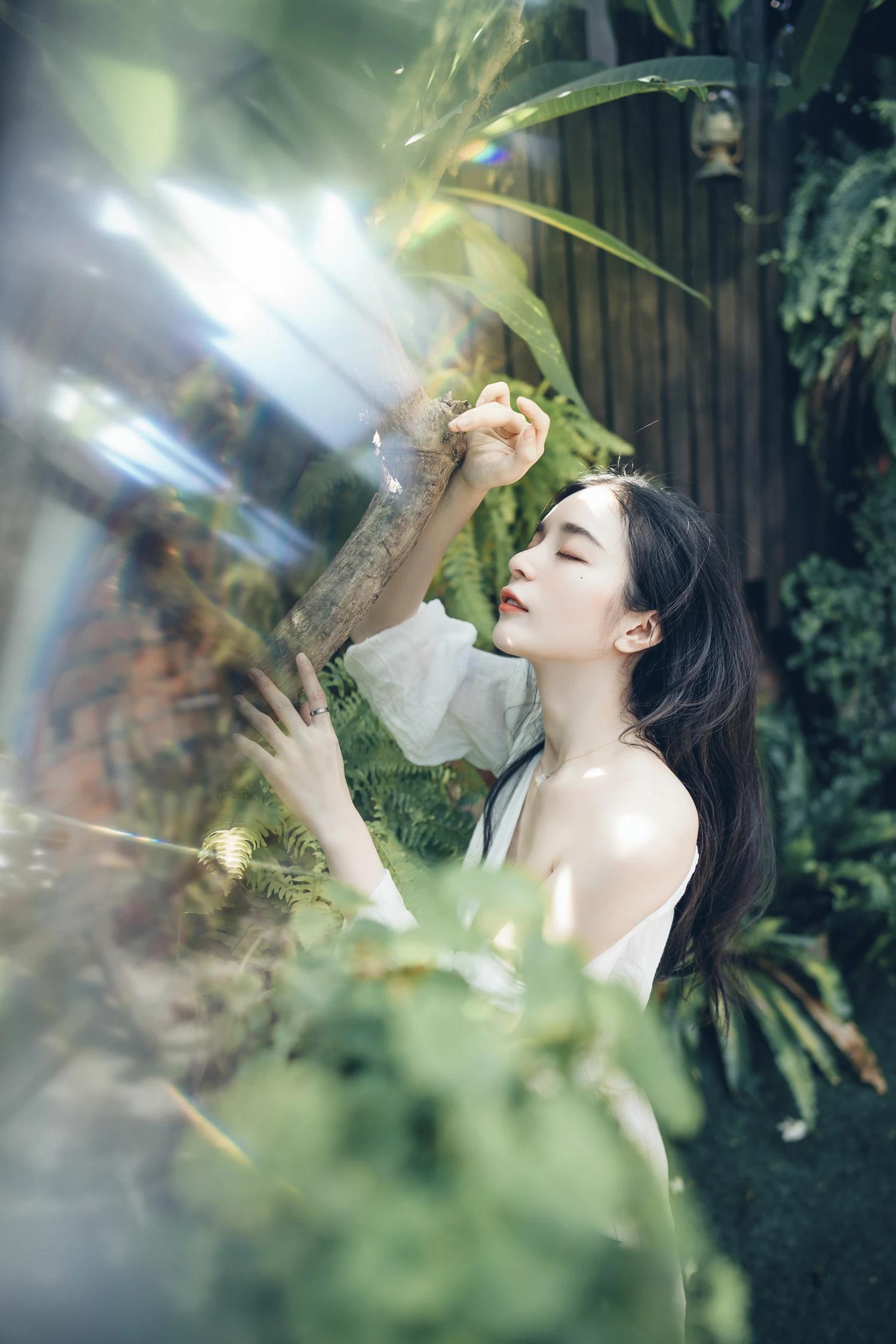 仙仙辰生日最大尺度呈現?實體寫真電子版限定尺度?內容超級豐富 用心 Vol.02 30