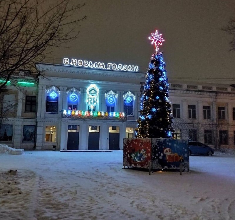 Новогодние городки в ЖД районе Хабаровска