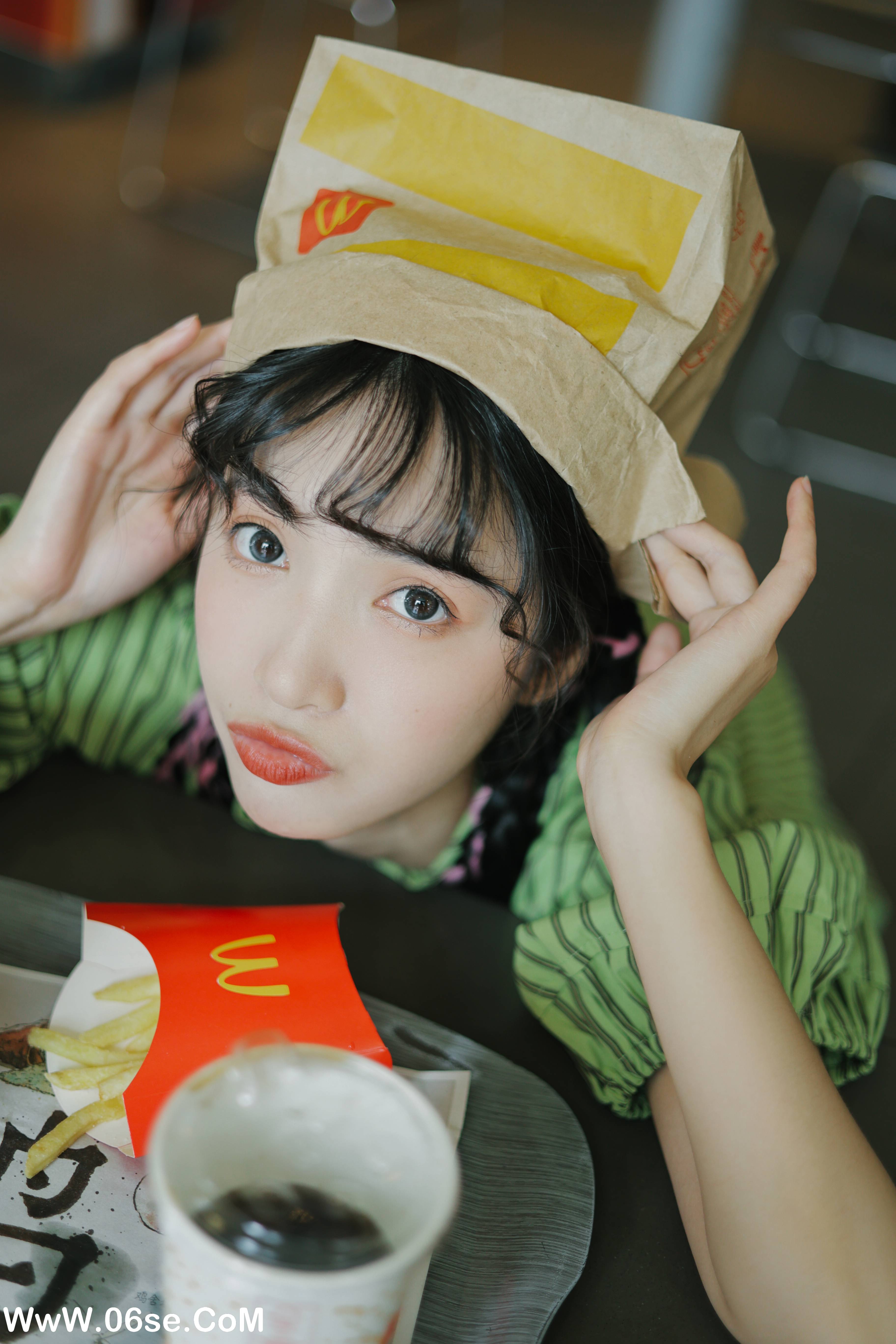 图片[35]-[YITUYU艺图语]2022.08.02 夏日女友 一只阿梦崽[41+1P／308MB]-六色网
