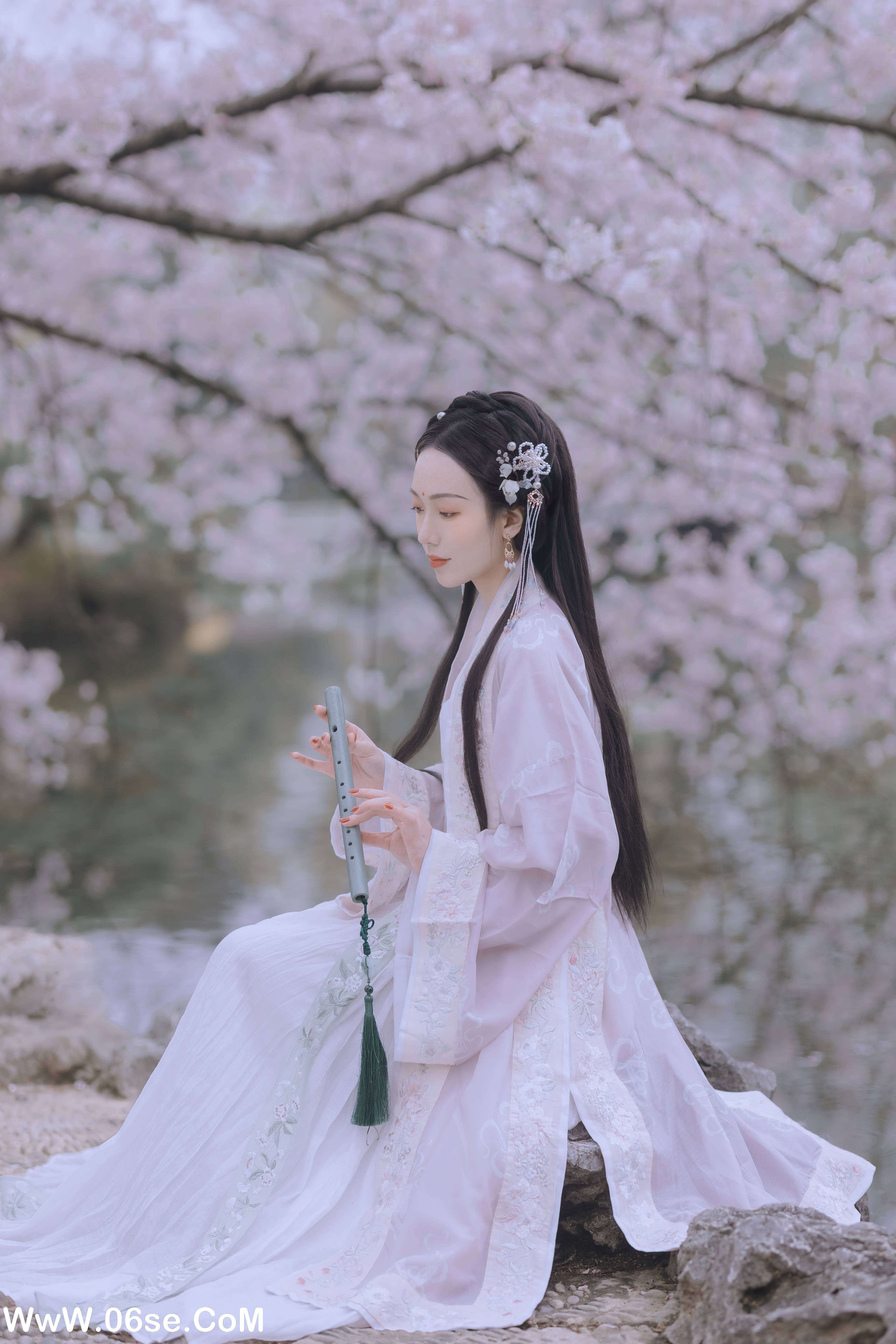 图片[19]-[YITUYU艺图语]2022.01.14 樱花落 Joyceee[25+1P／176MB]-六色网