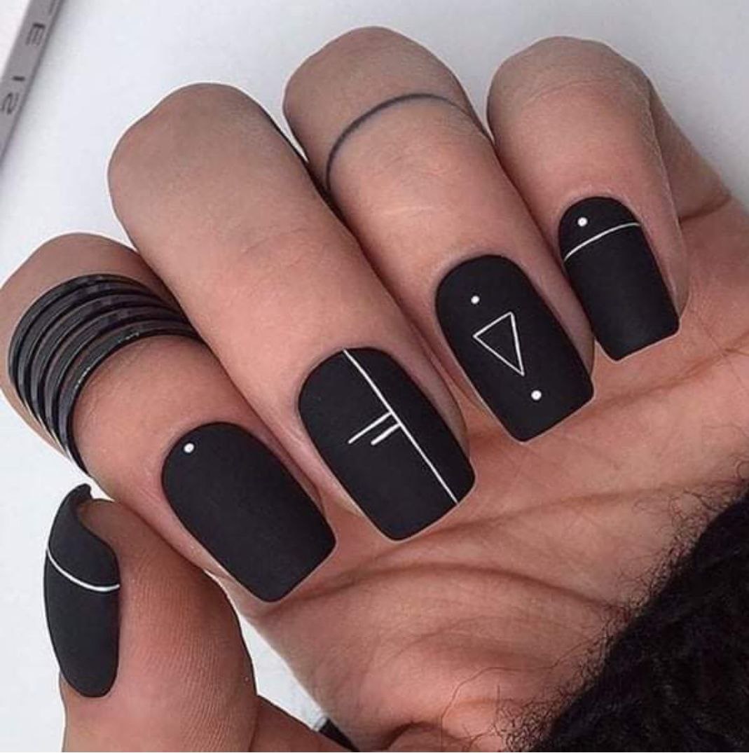 Чёрные Матовые Ногти С Дизайном
