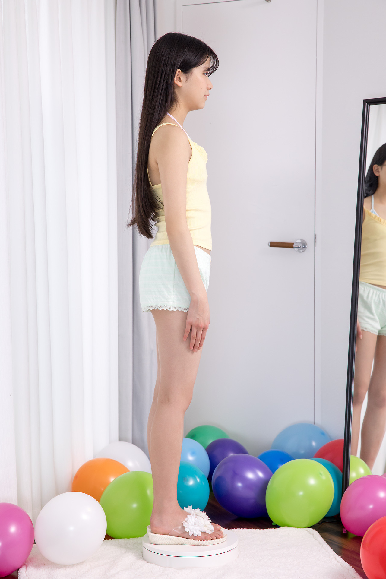 Mao Imaizumi 今泉まお, [Minisuka.tv] 2022.11.03 Regular Gallery 01 7
