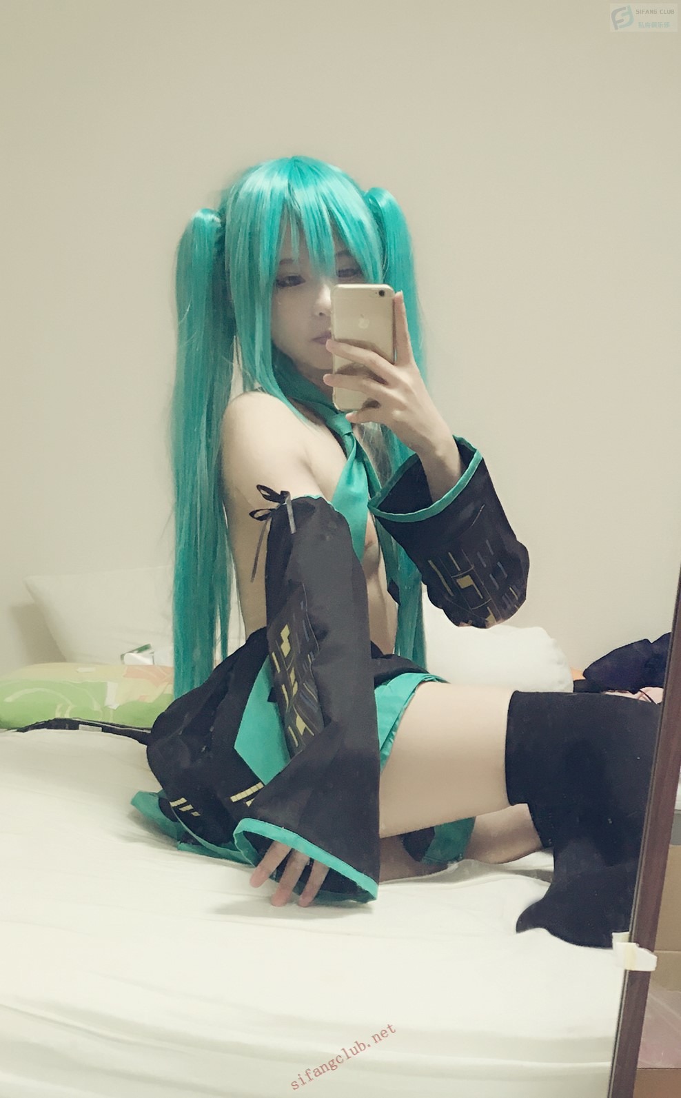 习呆呆-初音[29P2V] 8