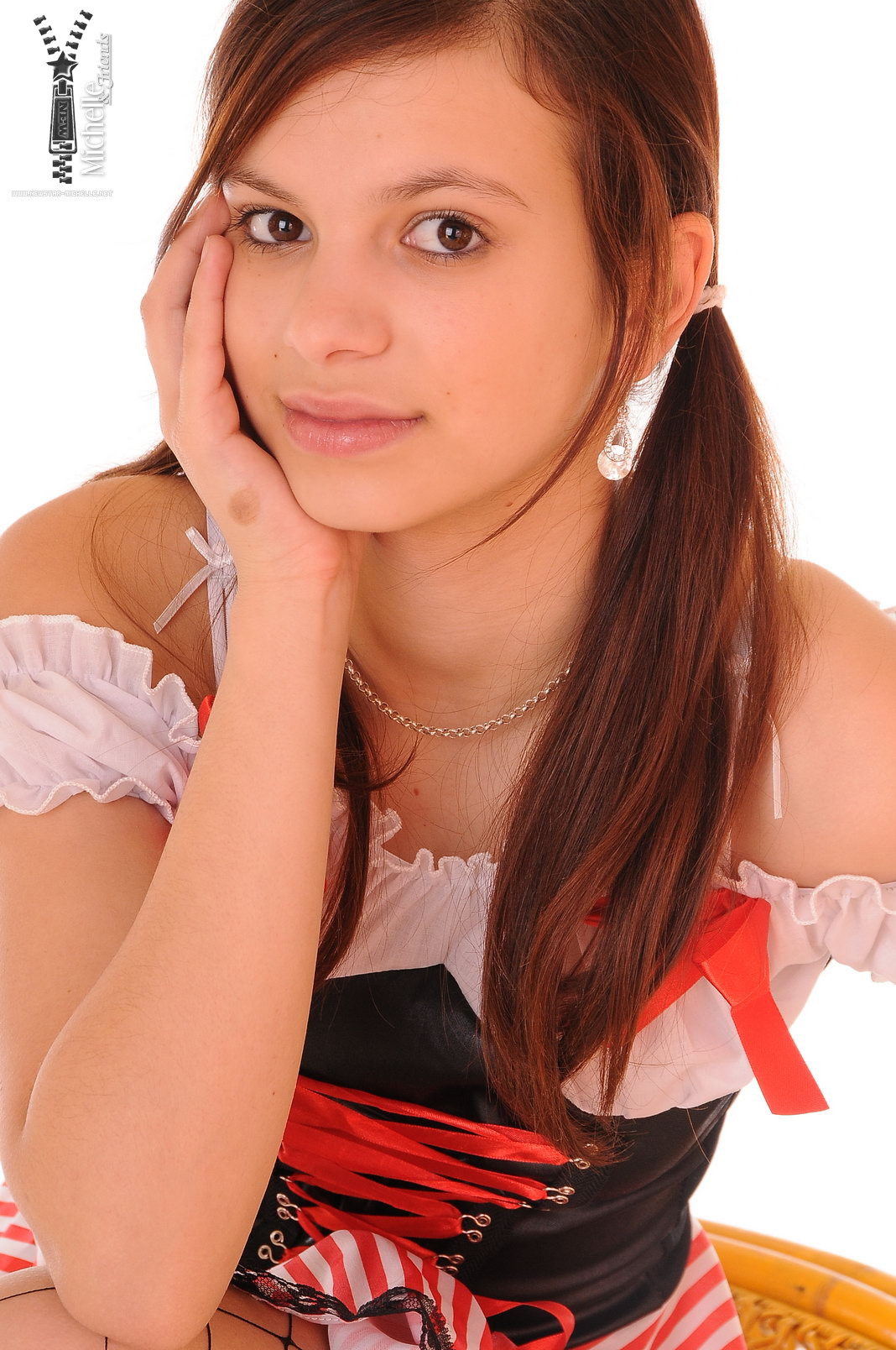 [Image: 91bbaf391477d92e5412a.jpg]