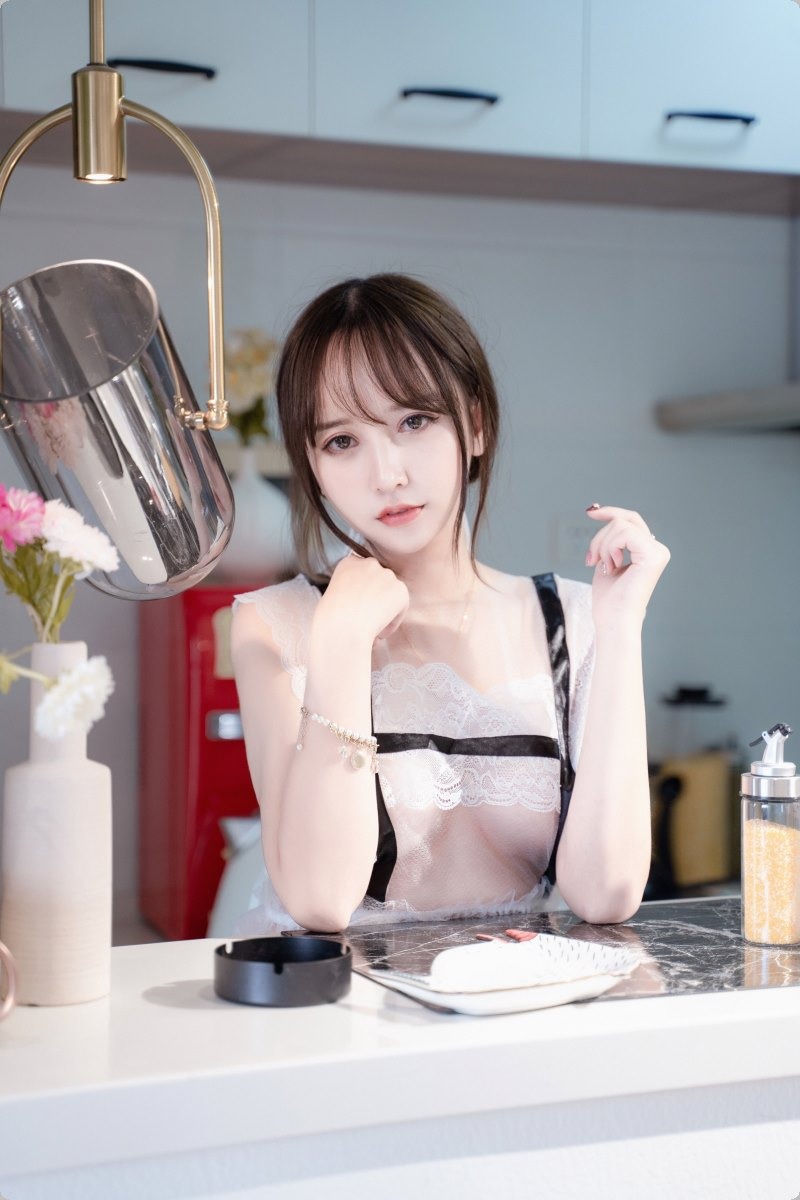 [Cos]过期米线线喵 - 厨娘 [28P] 4