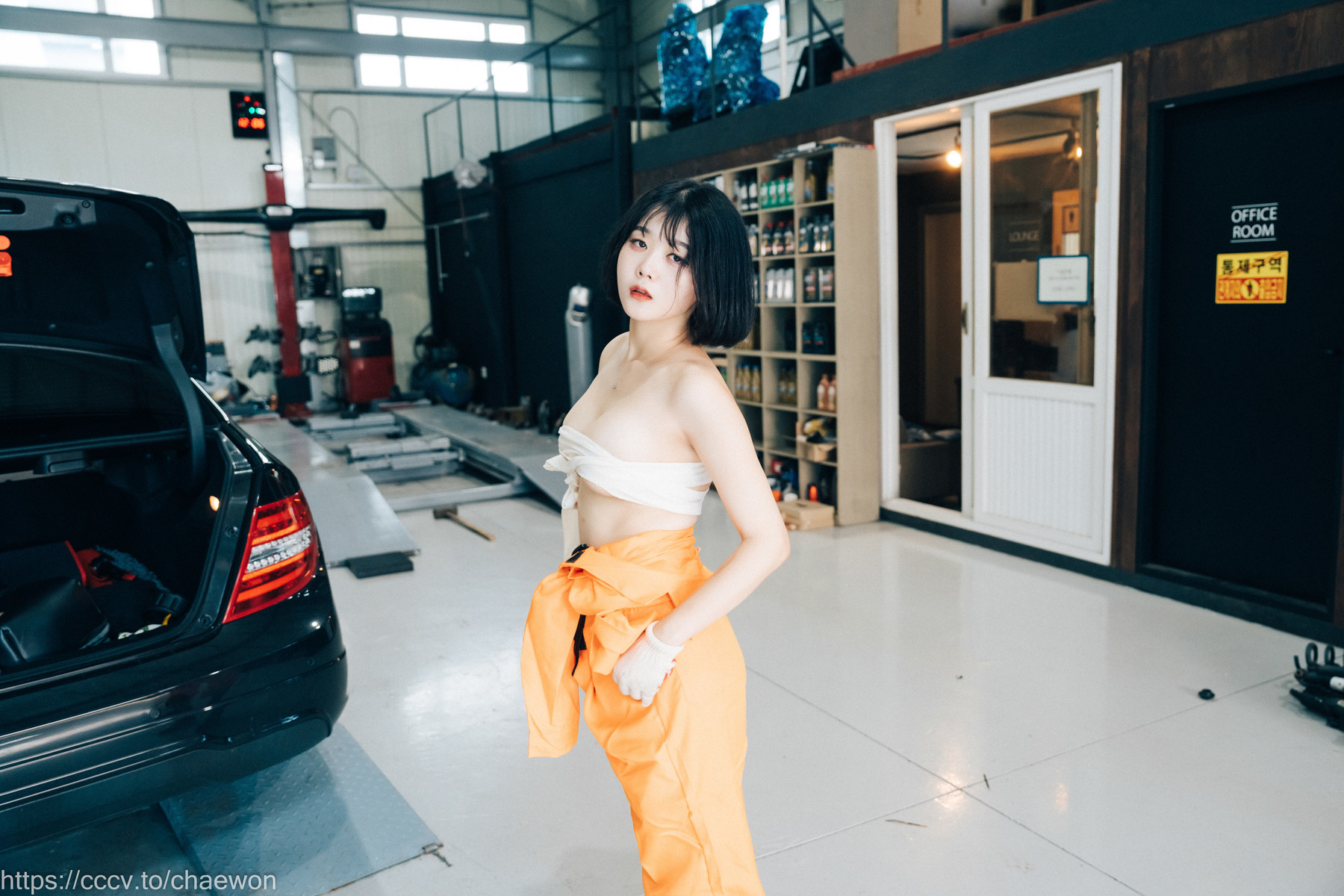 ZIA.Kwon 권지아, [Loozy] Garage Girl Set.02 11