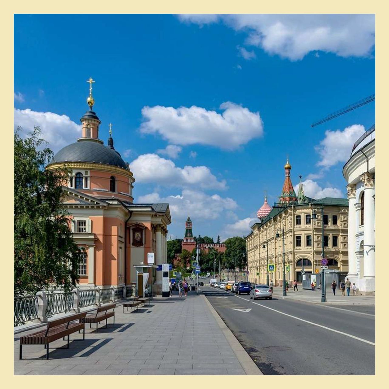 Именно городов. Варварка улица Москва. Китай-город в Москве и улица Варварка. Улица Варварка достопримечательности. Улица Варварка 3.