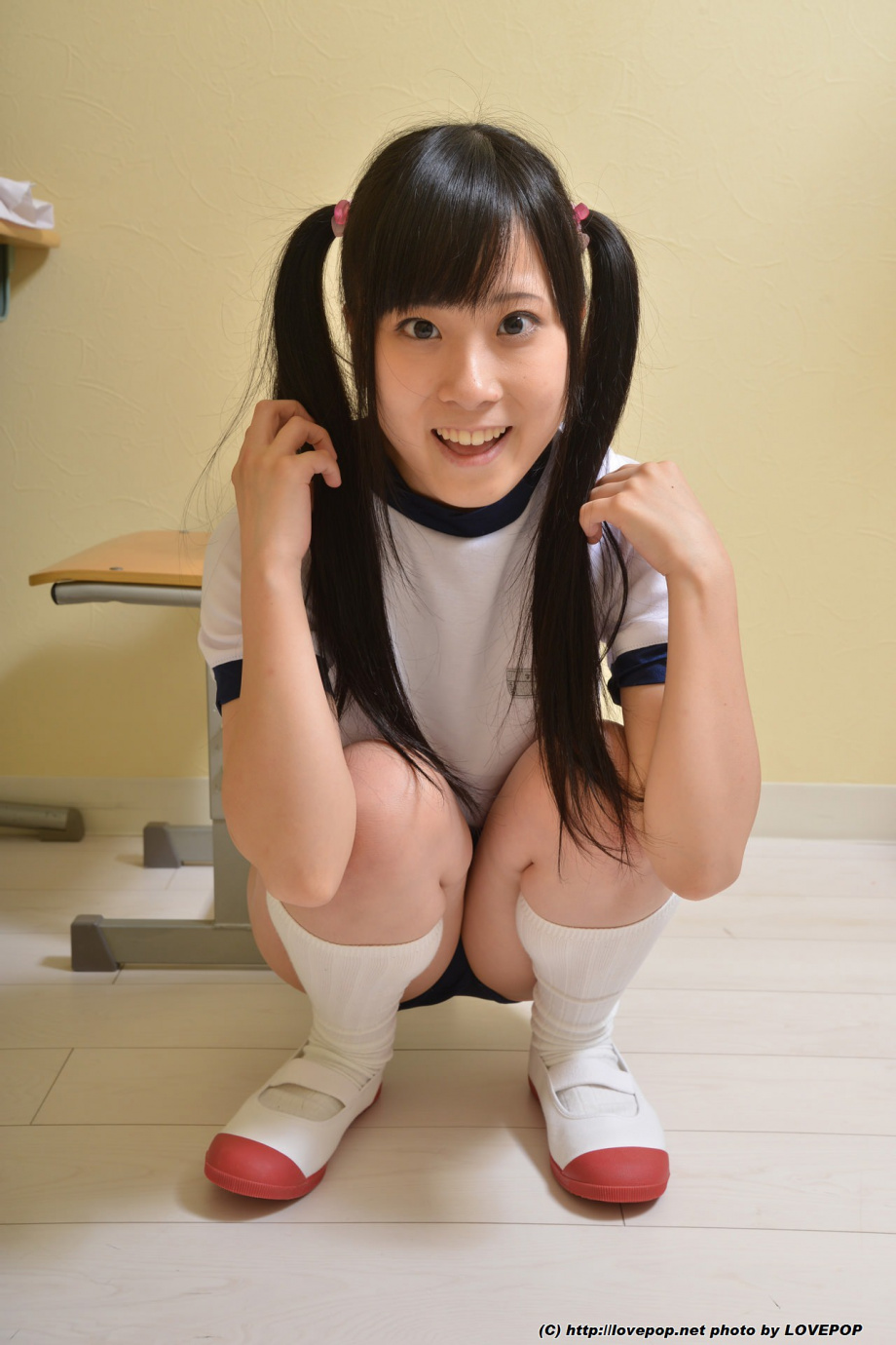 [Image: 930a82a495e2f7dc251a7.jpg]