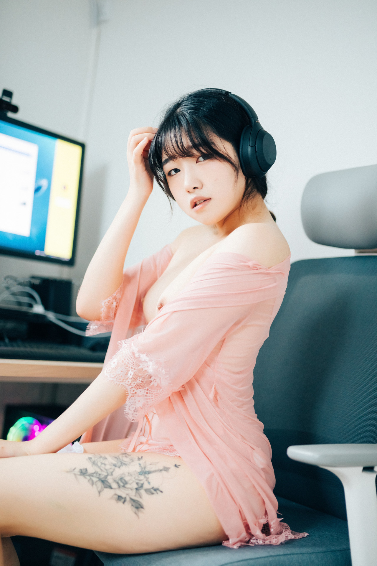 Sonson 손손, [Loozy] Date at home (+S Ver) Set.02 38