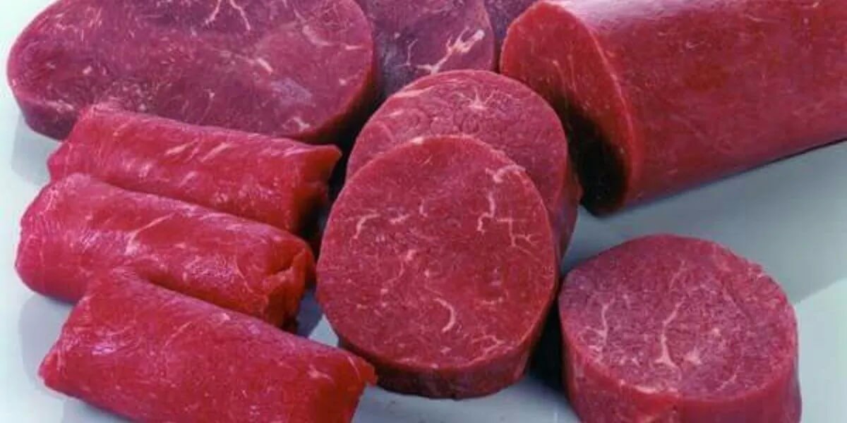 Фарш добавки. Трансглютаминаза мясной клей. Китовая колбаса. Колбаса из китового мяса.