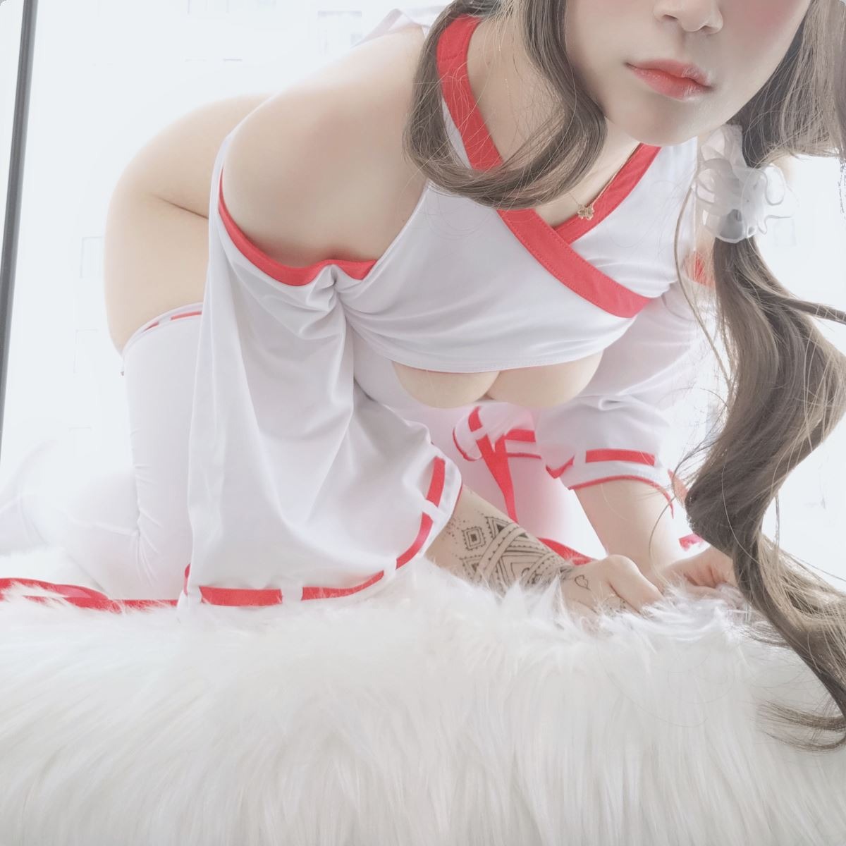 [Cos]白银 - 神社饲养的小狐狸 [50P] 33