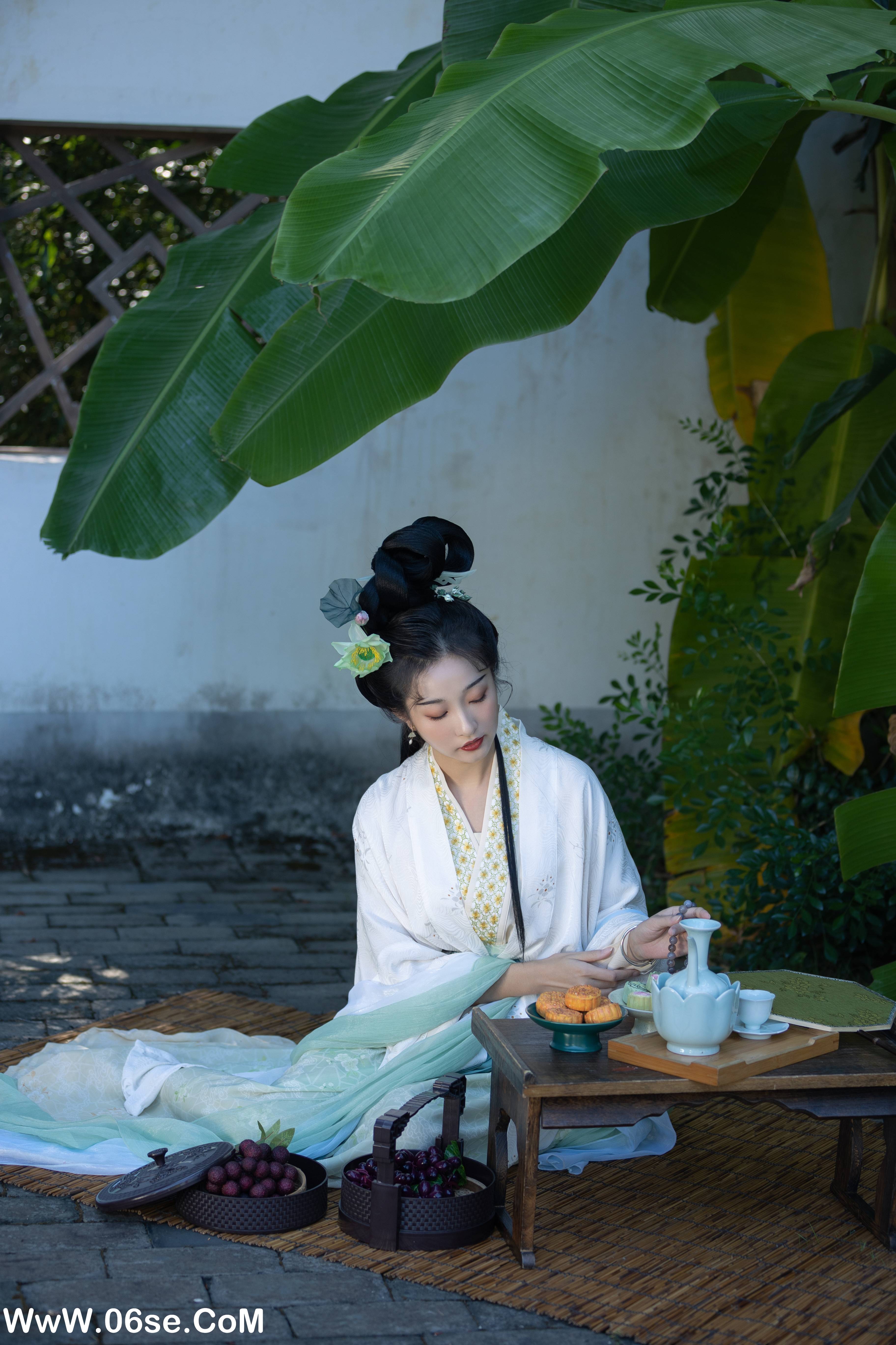 图片[20]-[YITUYU艺图语]2022.11.17 绿了芭蕉 丸子有只猫[33+1P／331MB]-六色网