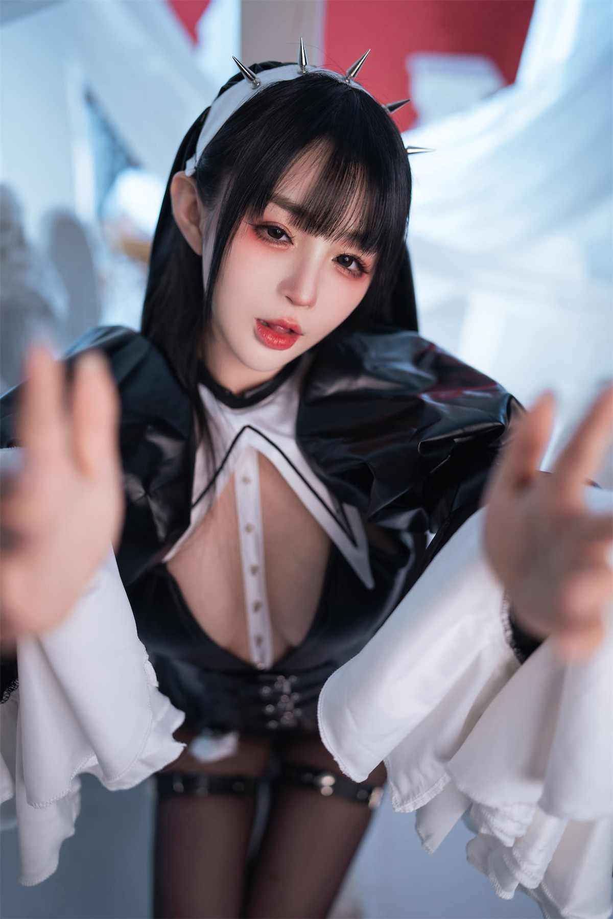 Cosplay 桜井宁宁 皮衣修女 36