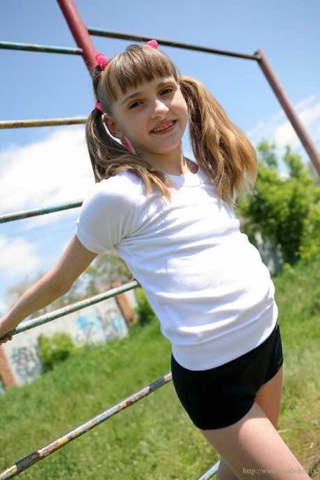 [Image: 93d3d53ffcbe40df0c8a7.jpg]