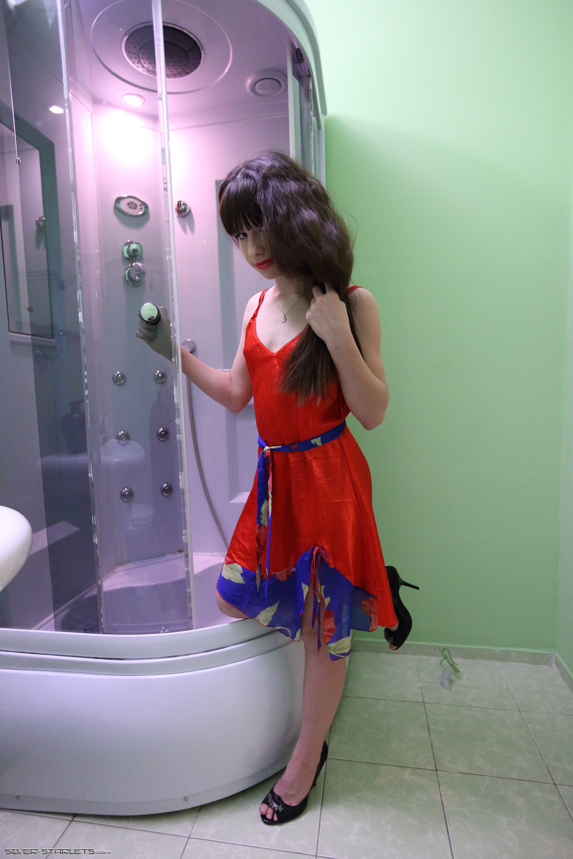 [Image: 9411f5871d4fa8fdbeeb8.jpg]