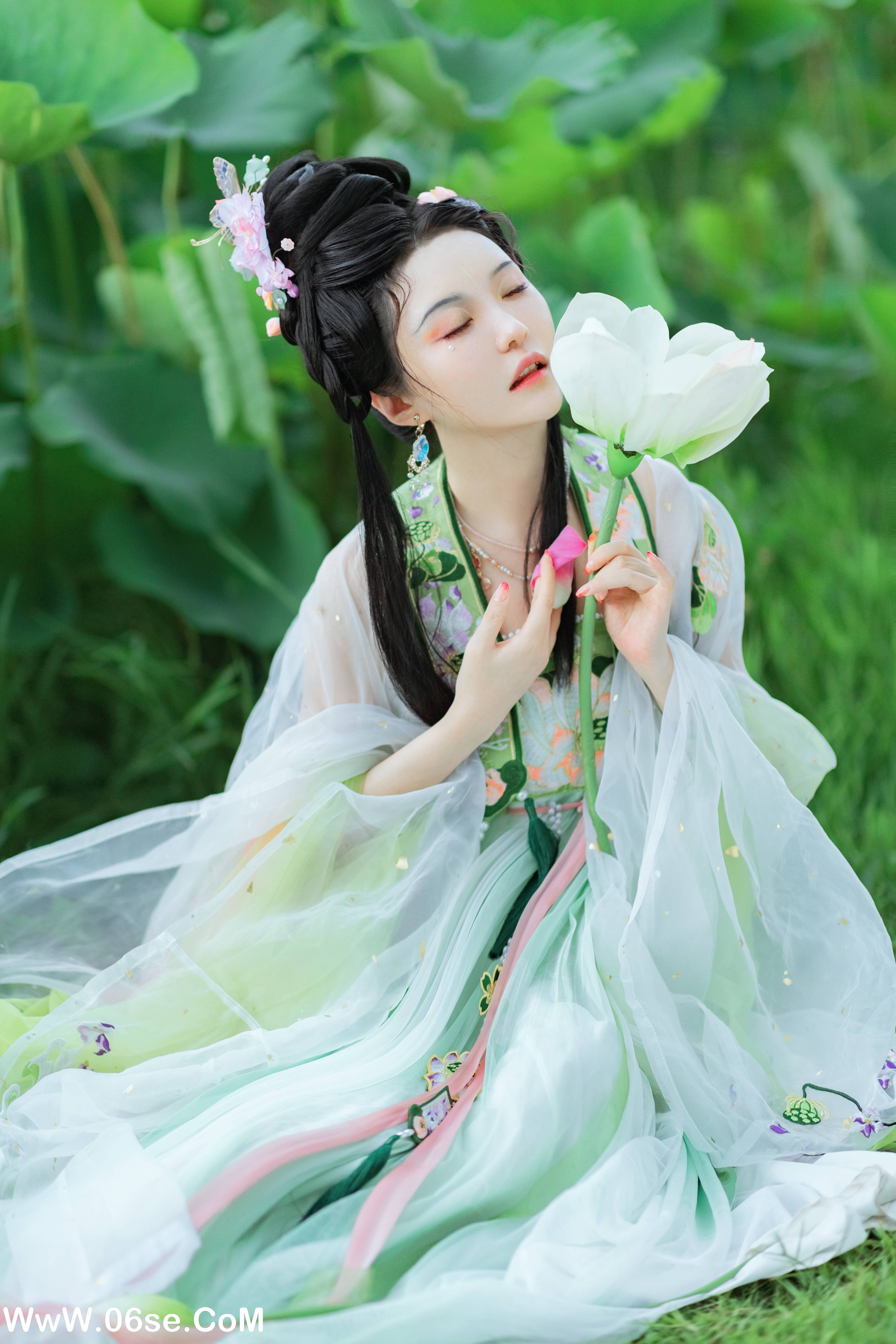 图片[13]-[YITUYU艺图语]2022.09.22 采莲曲 璐璐haley[26+1P／283MB]-六色网
