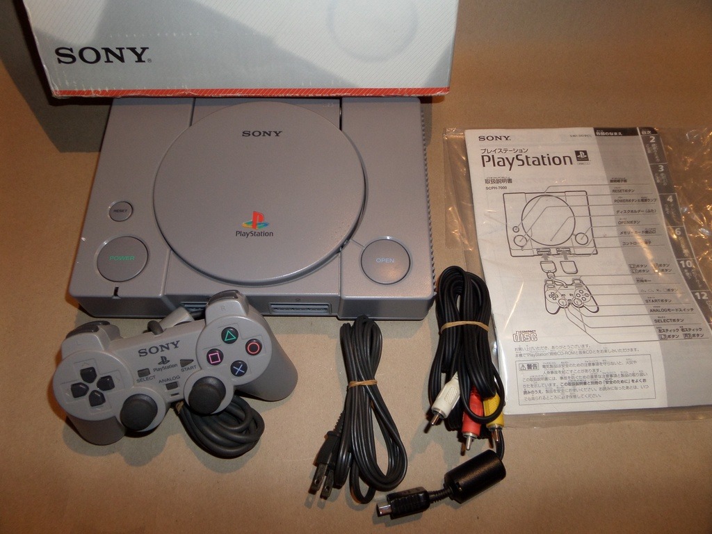 Сонька 5. SCPH 7000. Игровая приставка Sony PLAYSTATION 1 Старая. Сони. Плейстейшен. Первая. Приставка. Ресивер. Первая.. Игровая приставка Сонька сега.