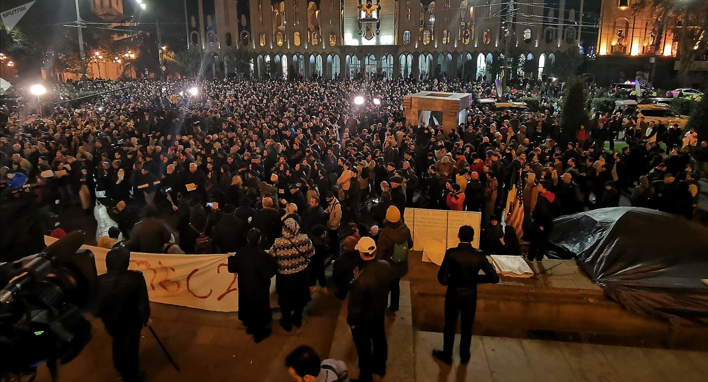 Что произошло в грузии на днях. Протесты в Грузии. Протесты в Тбилиси. Протесты в Тбилиси сейчас.