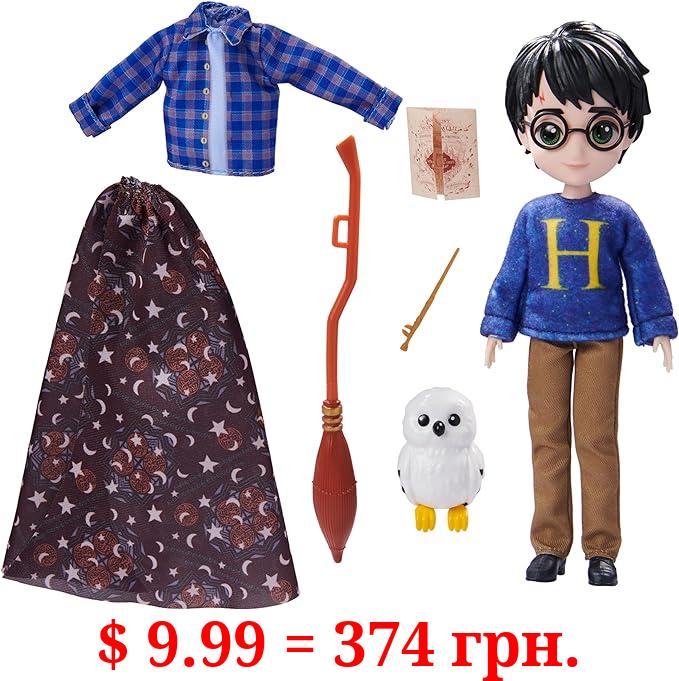 Wizarding World Harry Potter, 8-inch Harry Potter Doll Gift Set with Invisibility Cloak and 5 Doll Accessories, Kids Toys for Ages 6 and up
