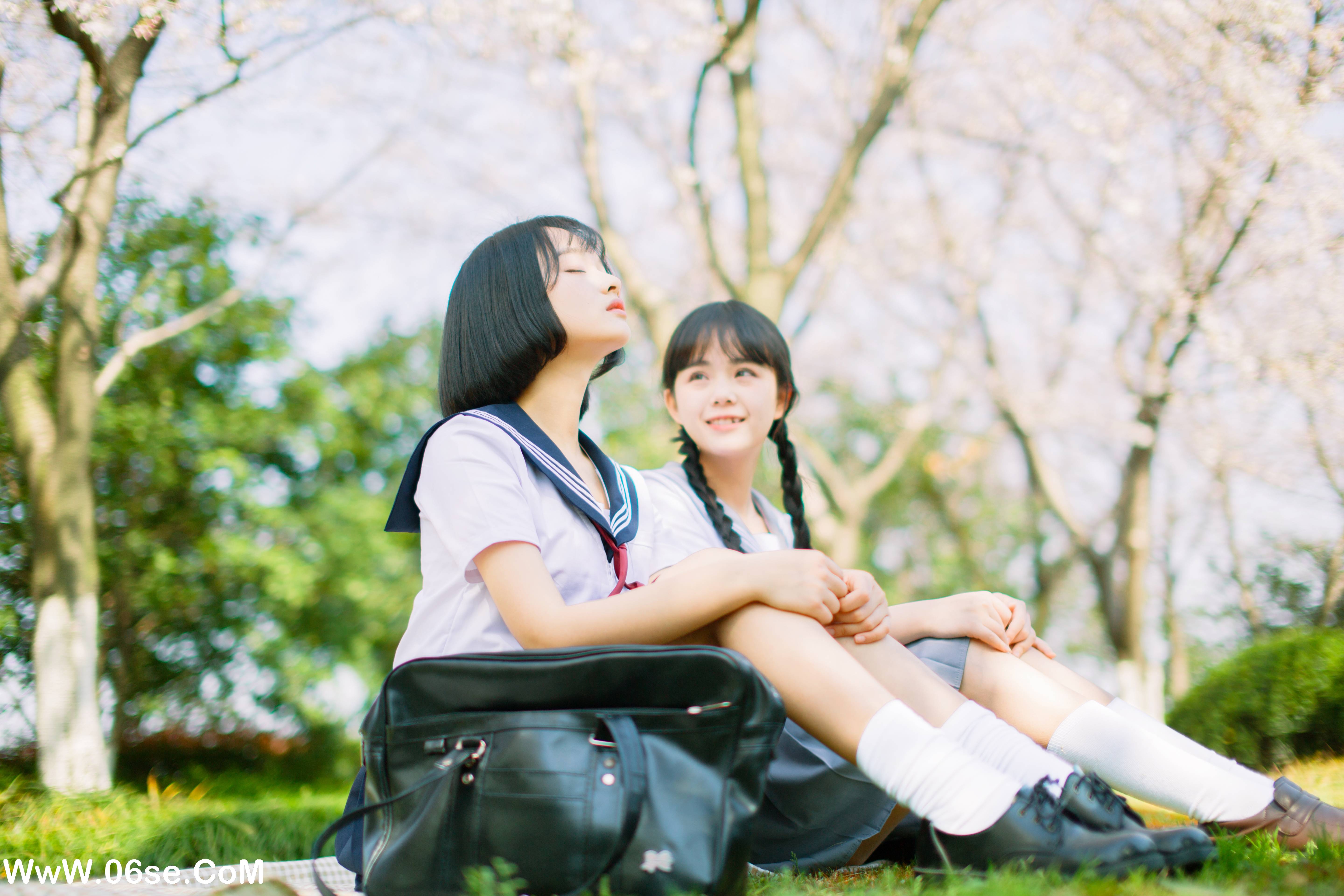 图片[30]-[YITUYU艺图语]2022.10.24 樱花少女 caoie-&聪儿ii[31+1P／353MB]-六色网