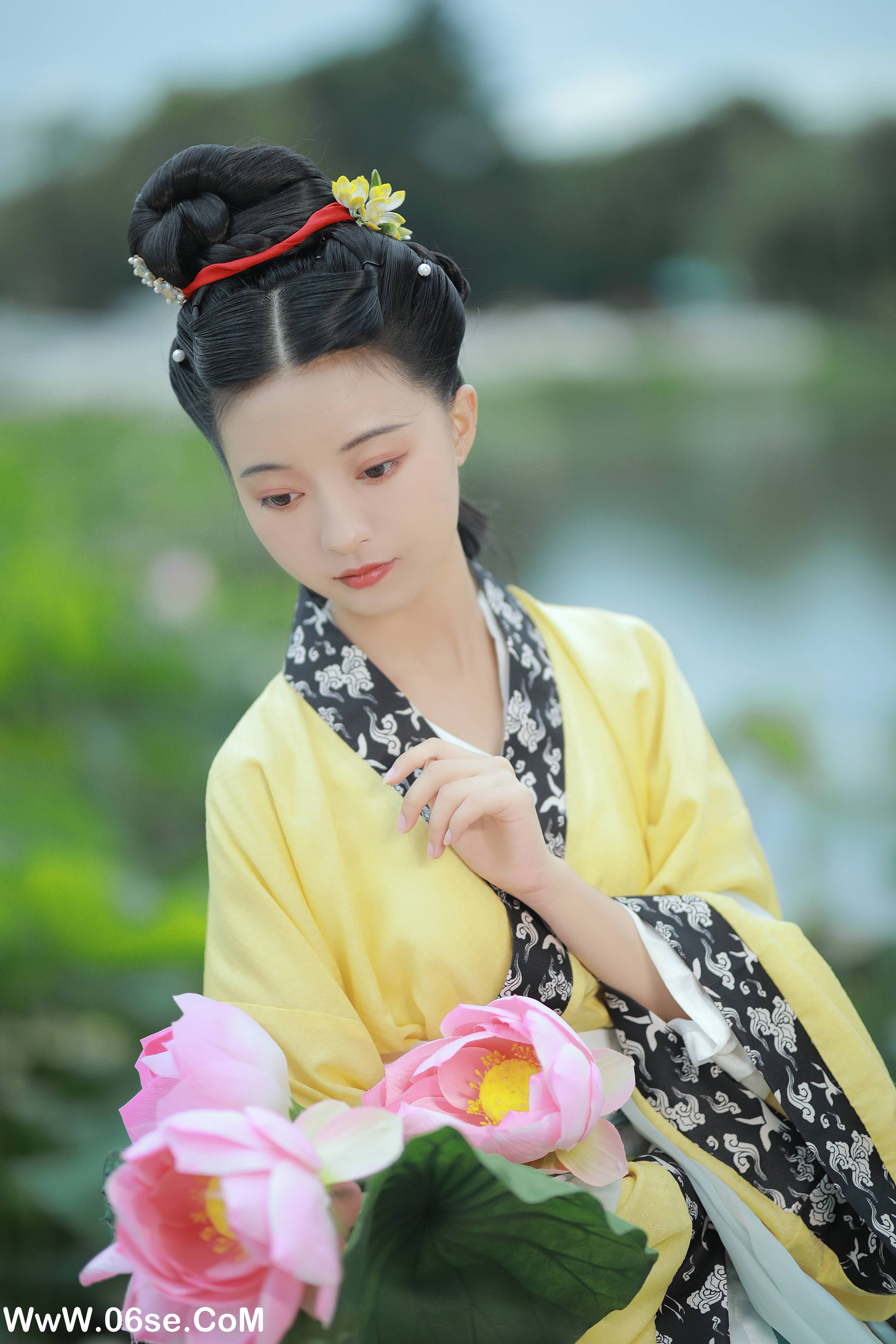图片[18]-[YITUYU艺图语]2022.08.09 半夏 YunFleur[32+1P／640MB]-六色网