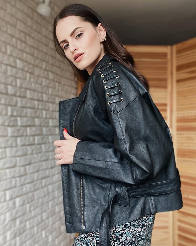 Куртка Topshop faux leather oversized washed bomber от TOPSHOP