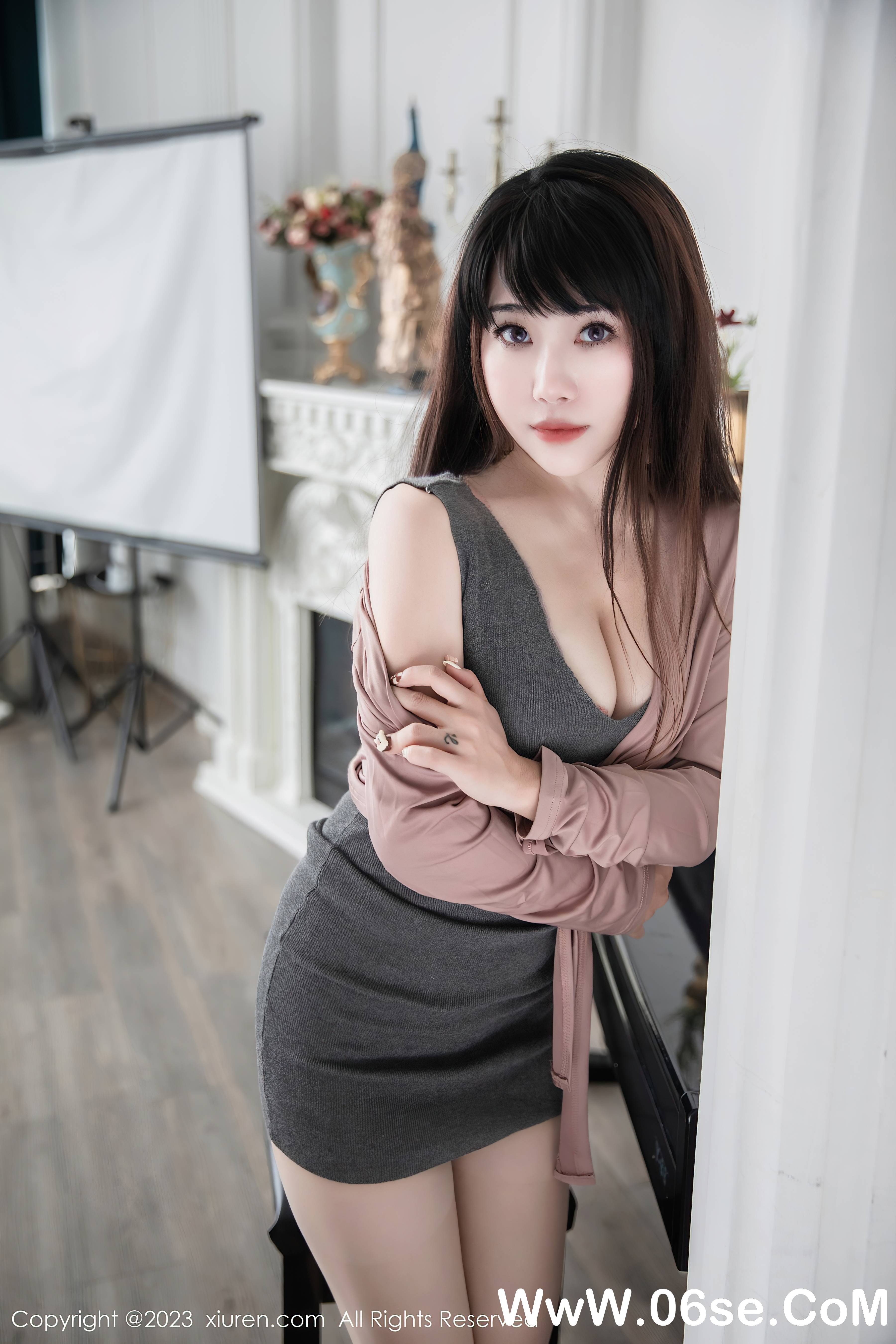 图片[15]-[XiuRen秀人网] 2023.04.07 NO.6532 严利娅Yuliya-六色网