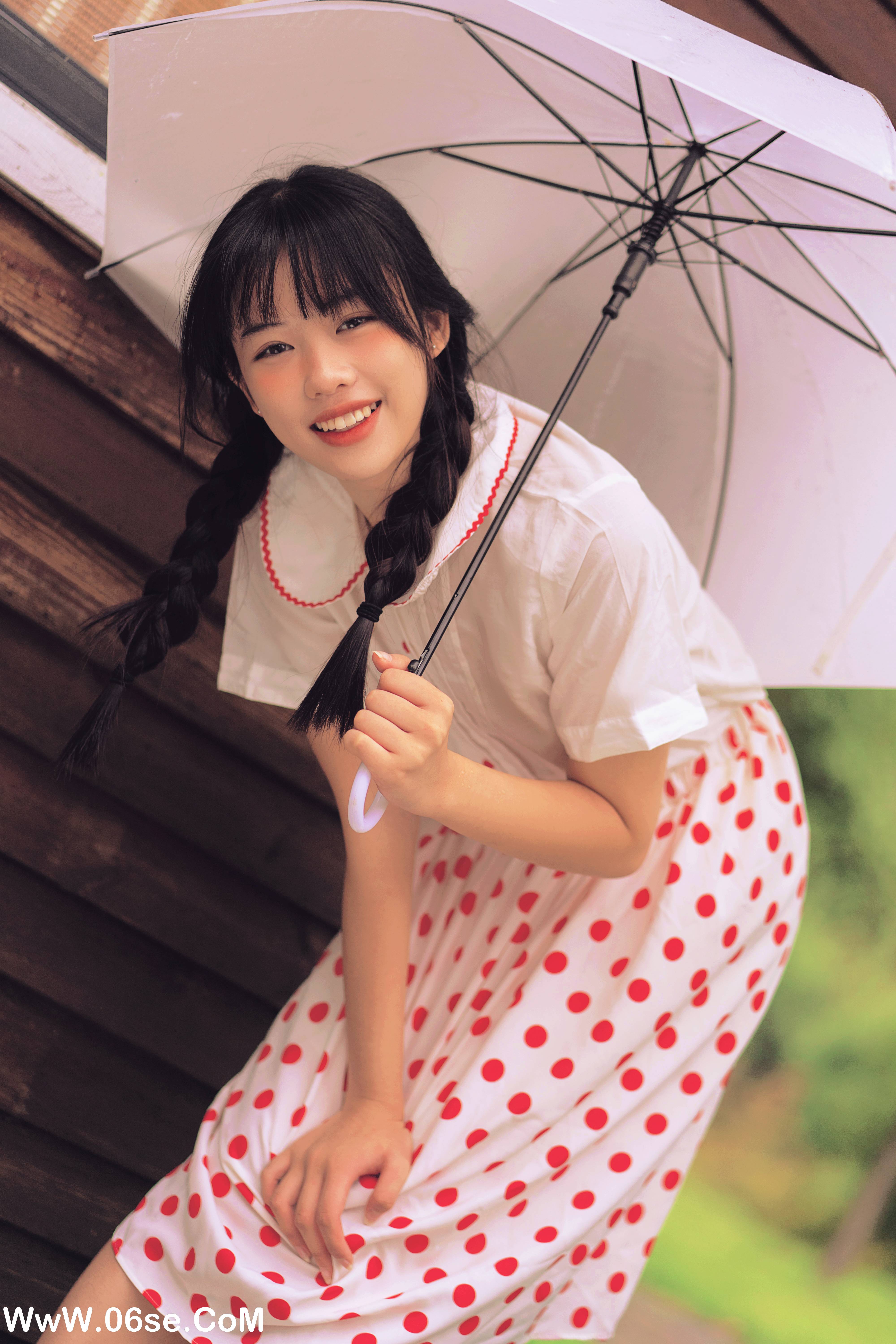 图片[16]-[YITUYU艺图语]2022.10.23 雨季 小泉[26+1P／374MB]-六色网